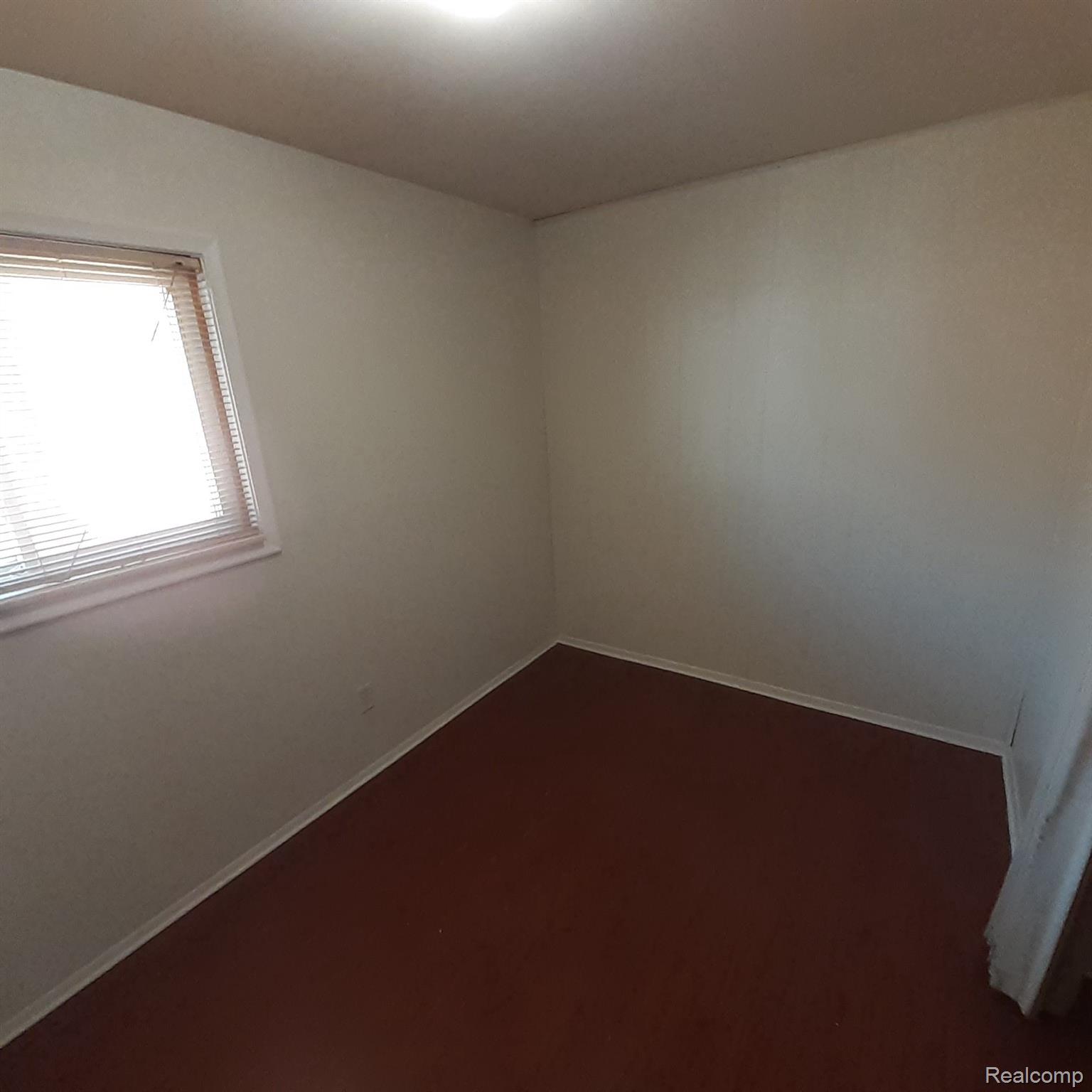 4938 Roosevelt Boulevard Property Photo 7