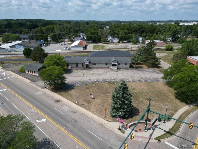 320 E Grand Blanc Road Road Property Photo 1