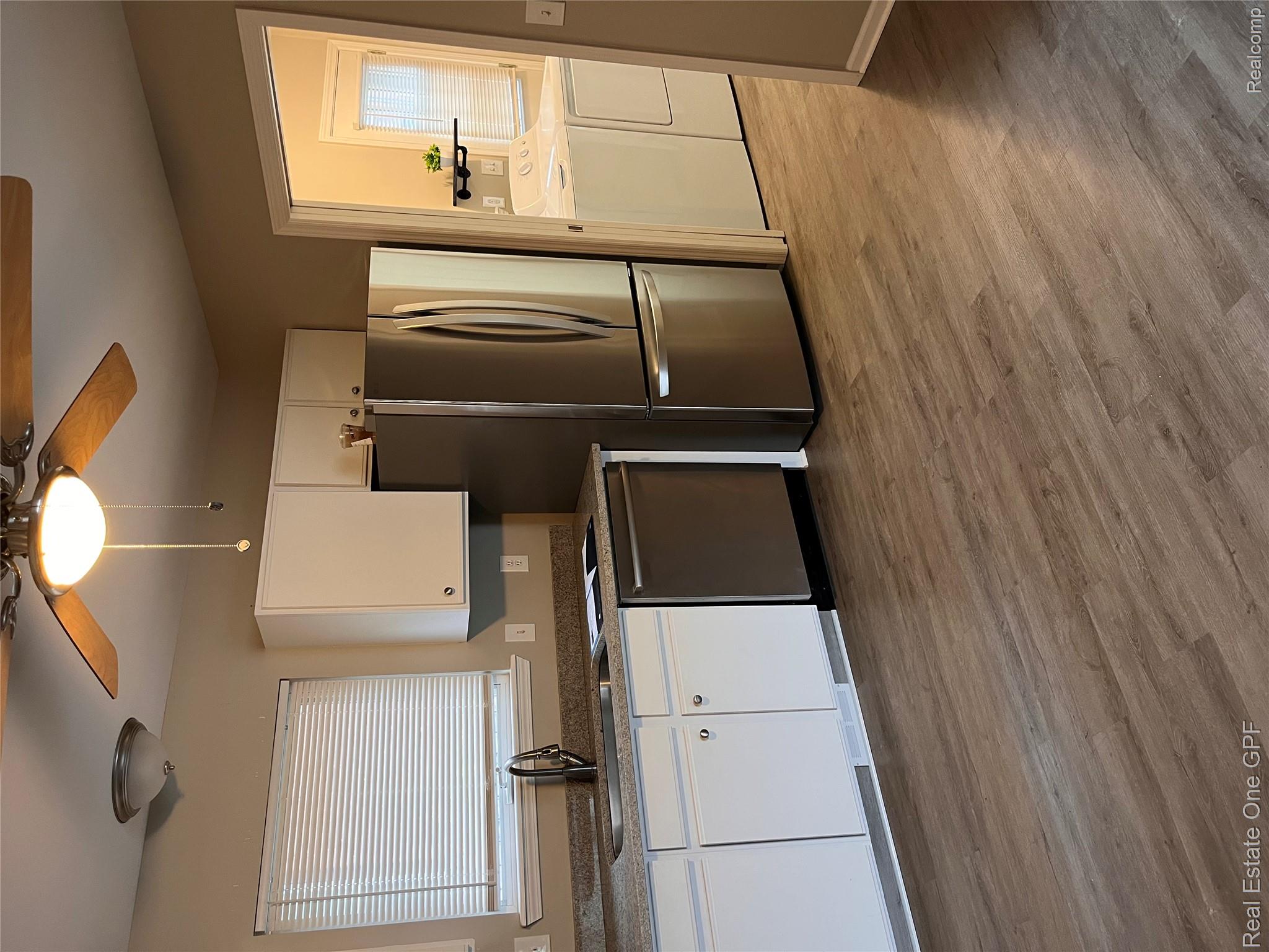 902 Beaconsfield Avenue Property Photo 3
