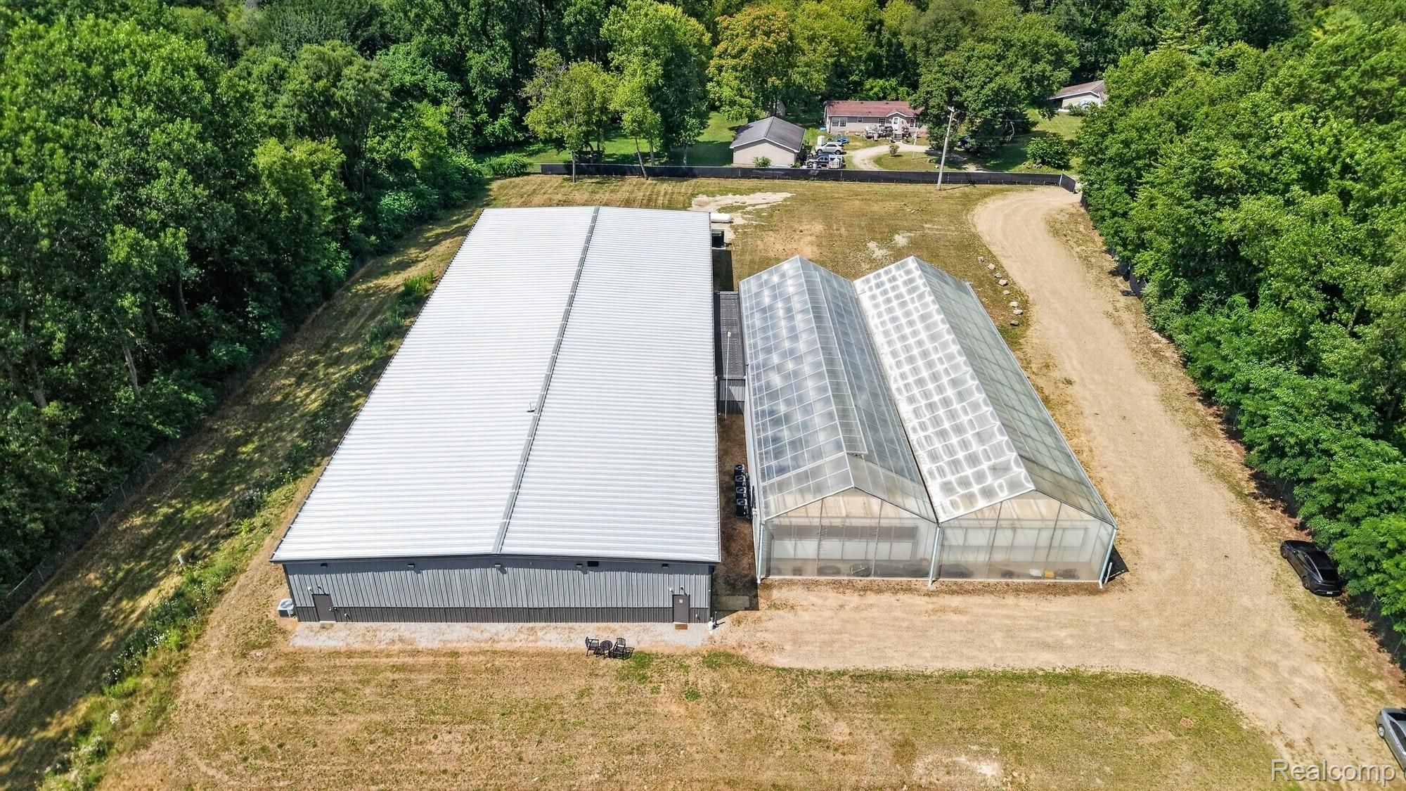 683 Sheridan Road Property Photo 1