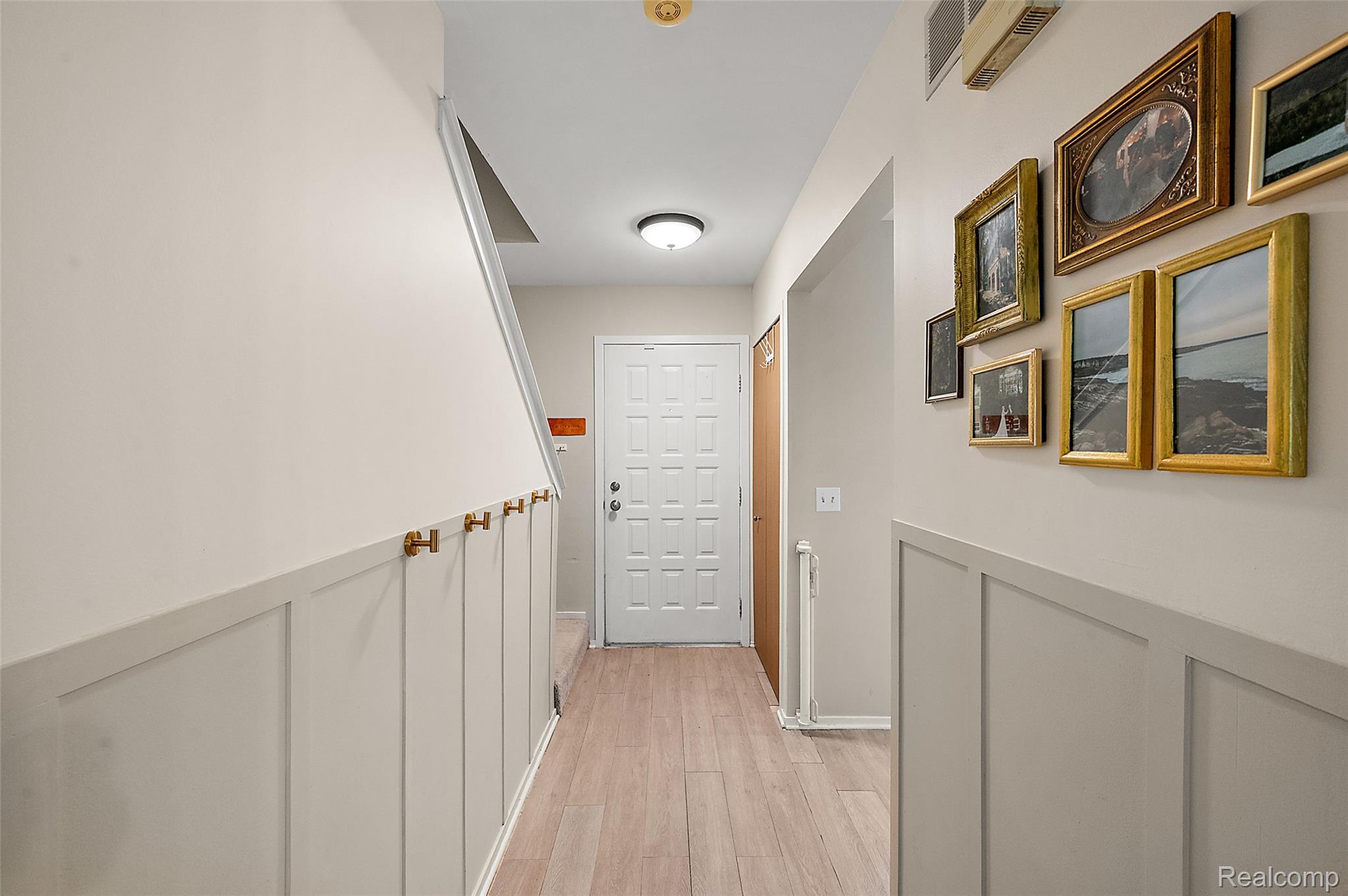 24224 Bashian Drive Property Photo 3