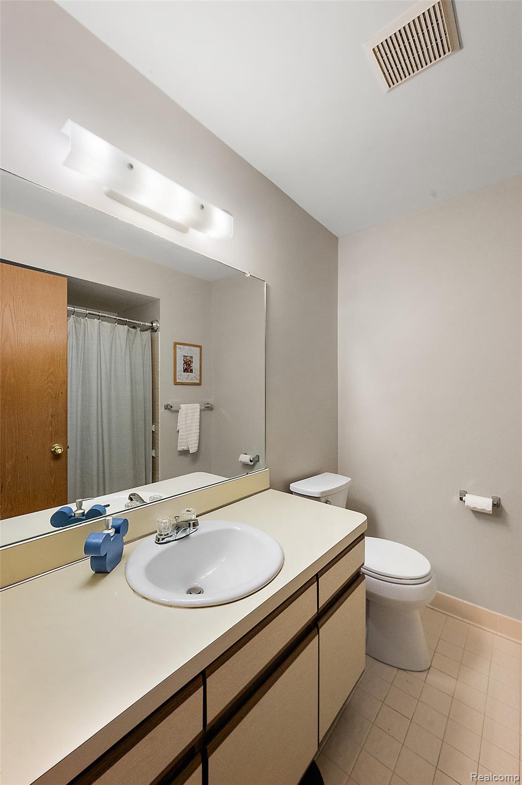 24224 Bashian Drive Property Photo 22