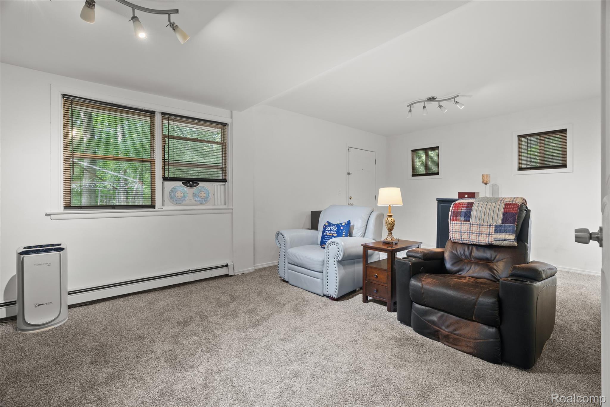 23640 Oak Glen Drive Property Photo 19