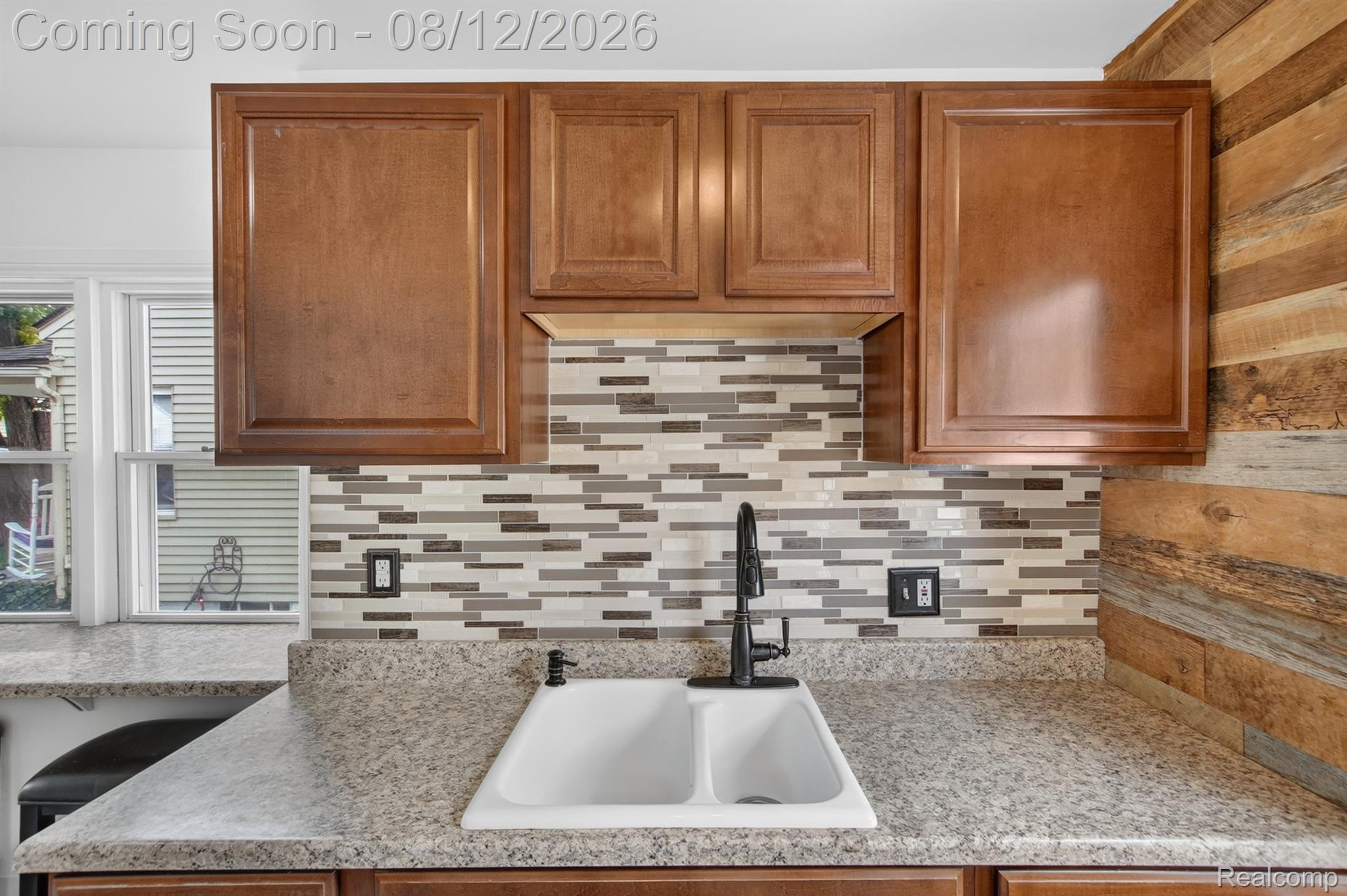 6800 Jackson Property Photo 15