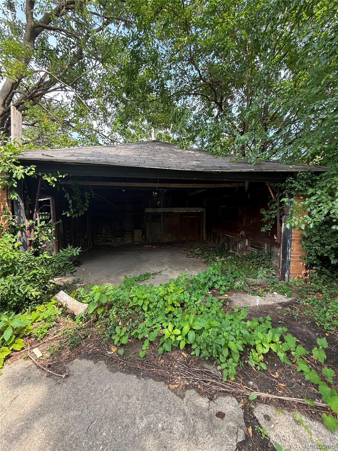 19260 Hull Street Property Photo 18