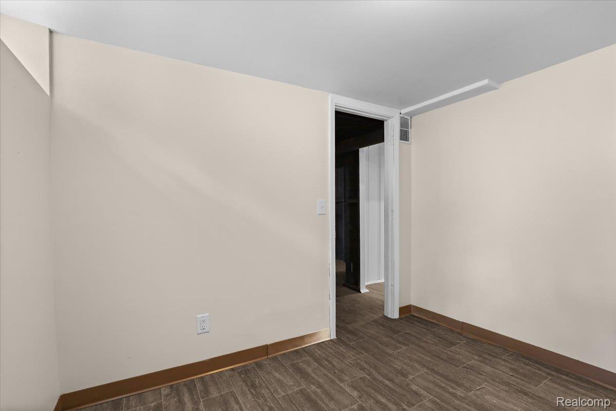 18483 Dalby Property Photo 29