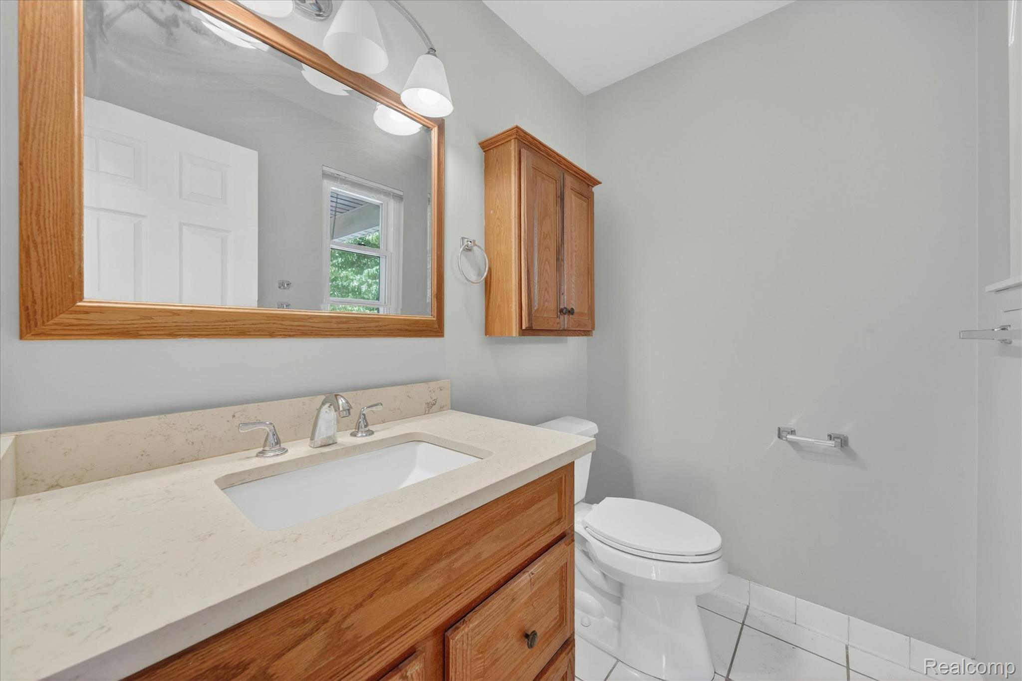 2824 Roundtree Drive Property Photo 19