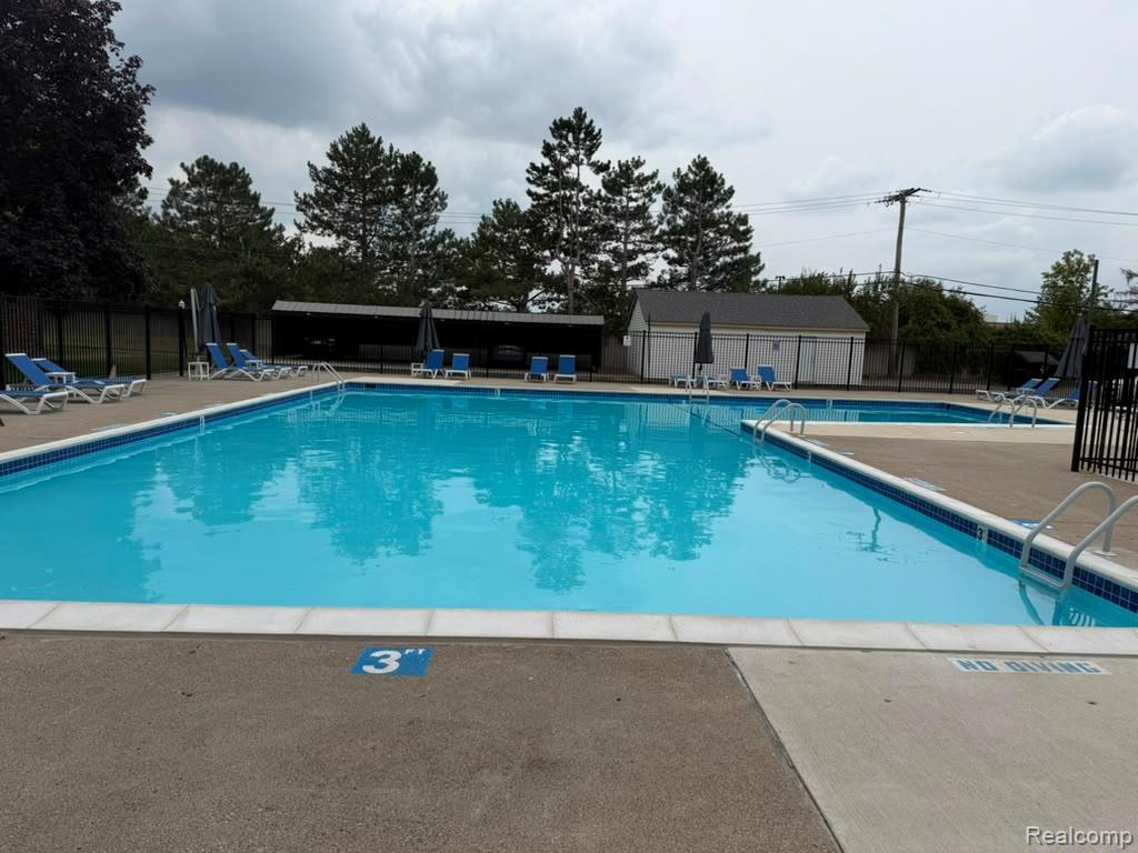 2824 Roundtree Drive Property Photo 43