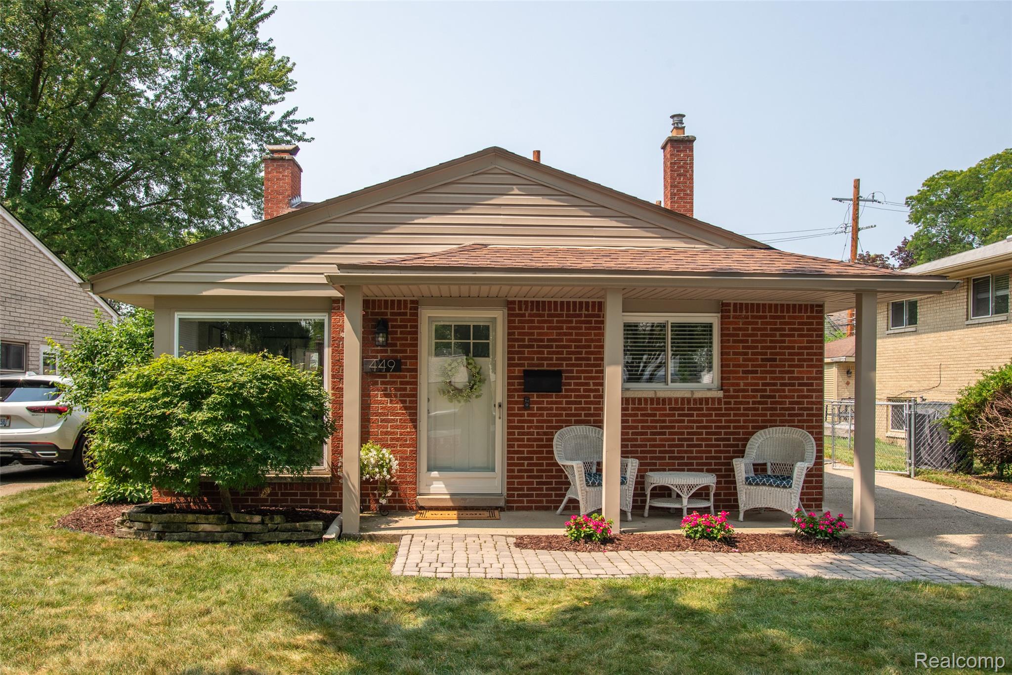 449 N Webik Avenue Property Photo 1