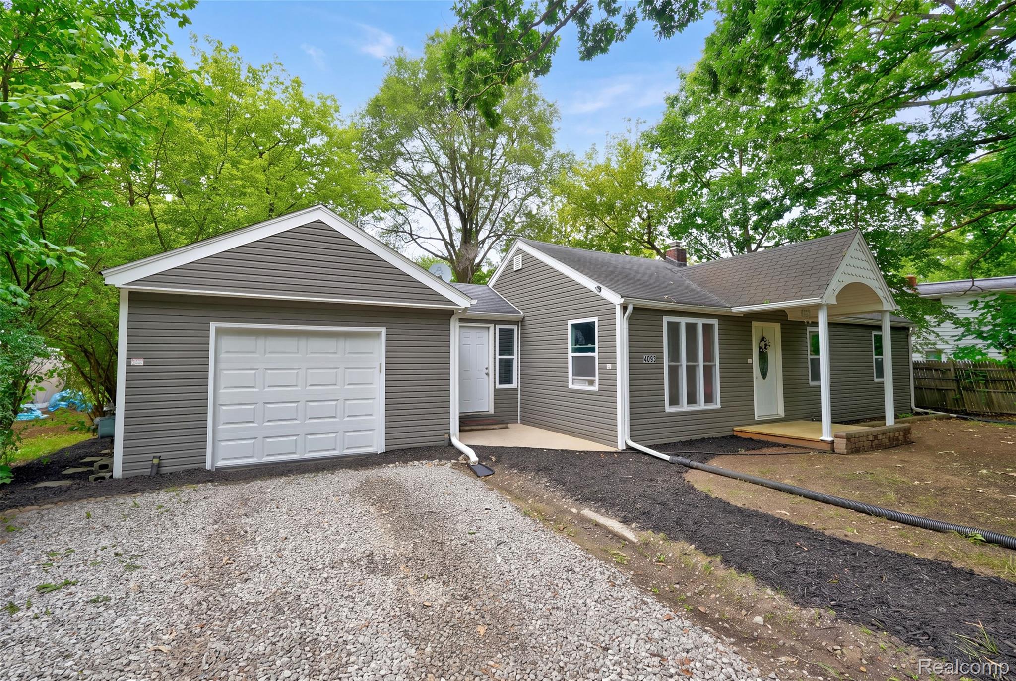 4093 Dowdall Street Property Photo 2