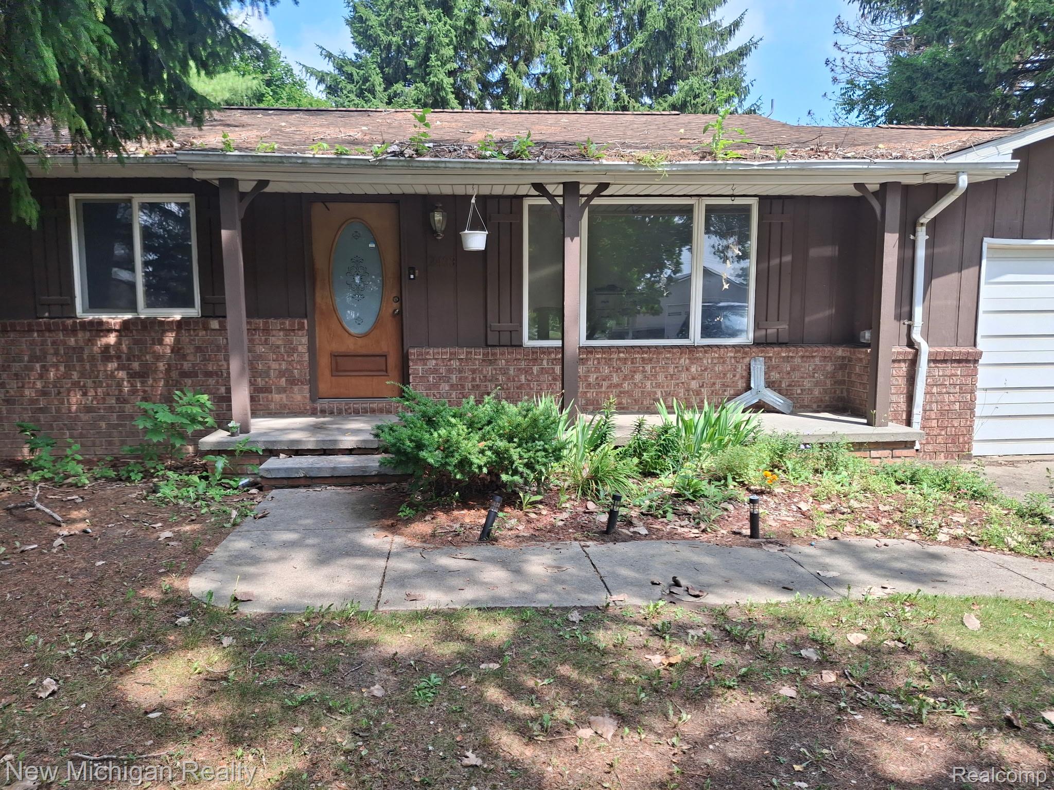 2433 Willow Street Property Photo 1