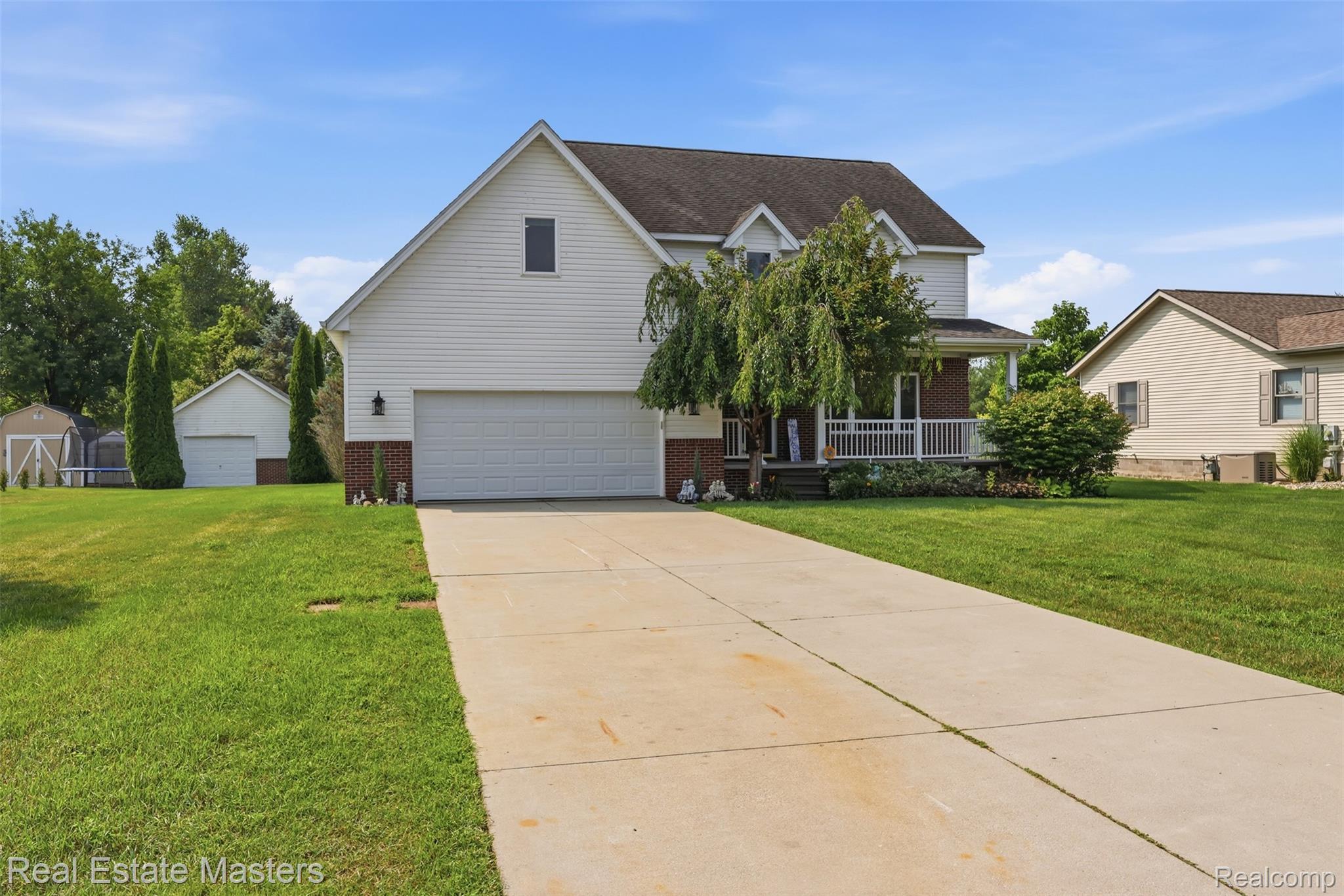 4741 Ridgewood Drive Property Photo 1