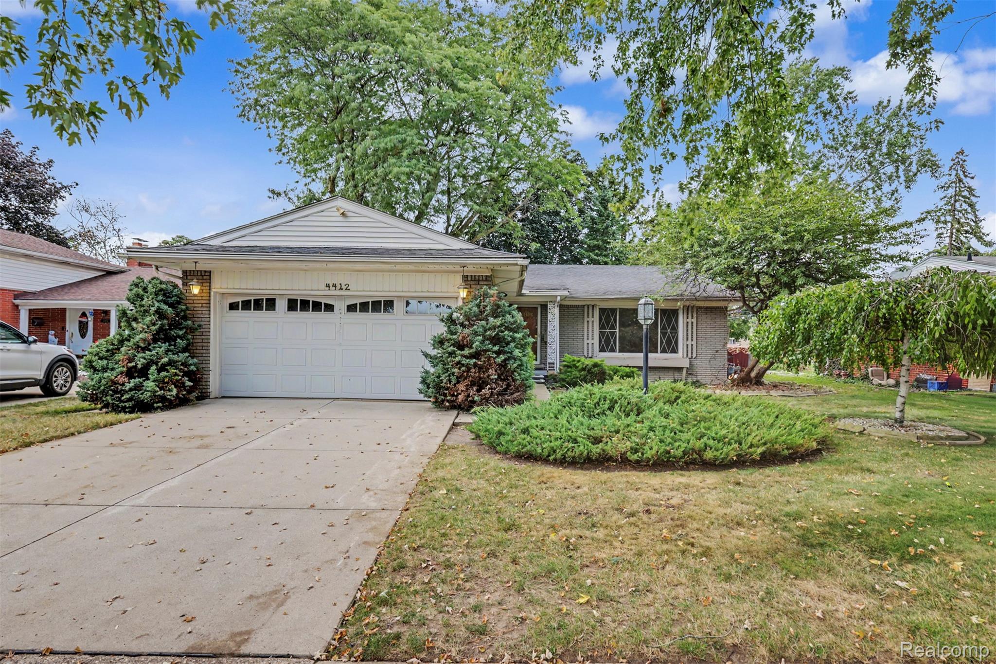 4412 Parkside Boulevard Property Photo 1