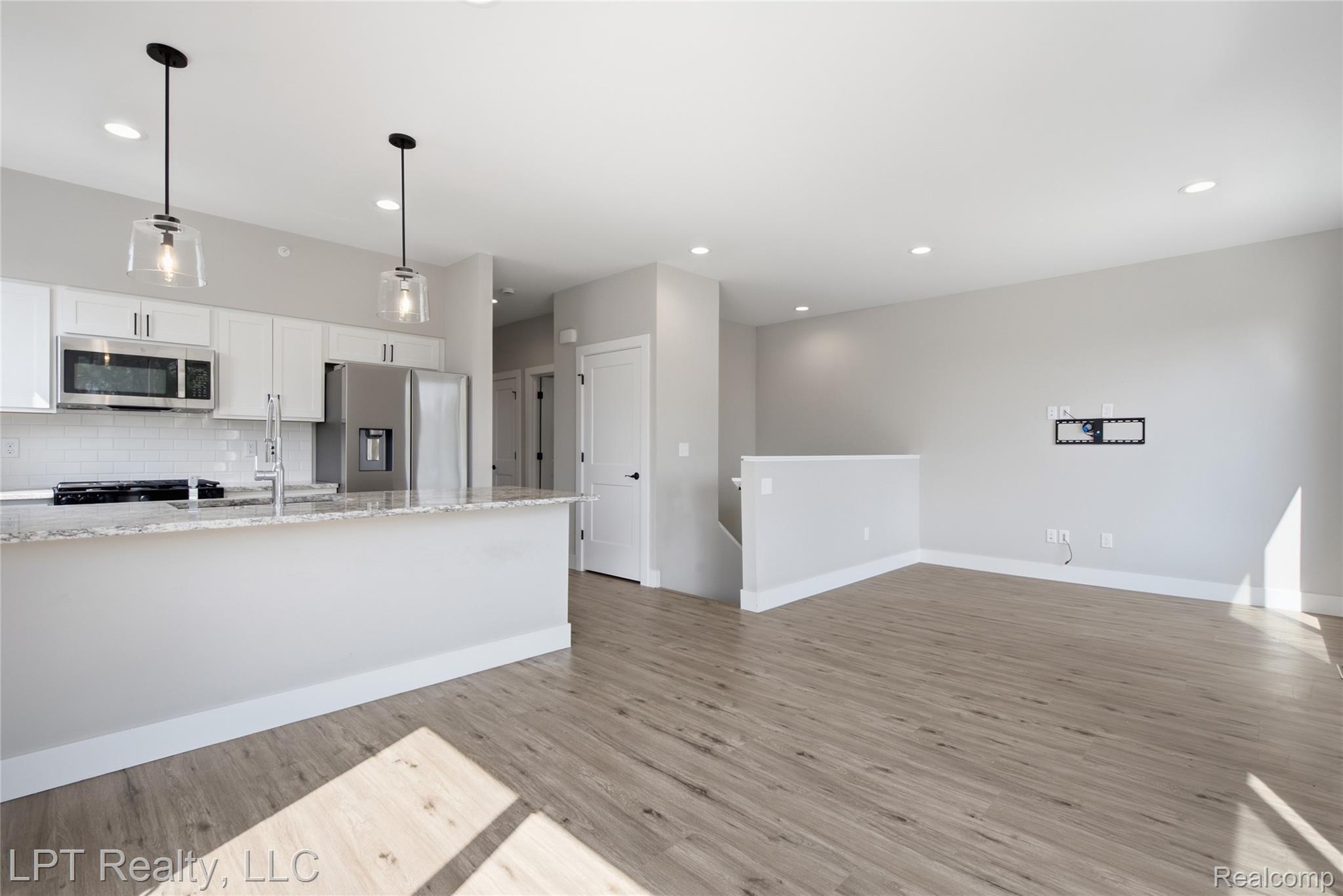 8130 Allor Landing Property Photo 12