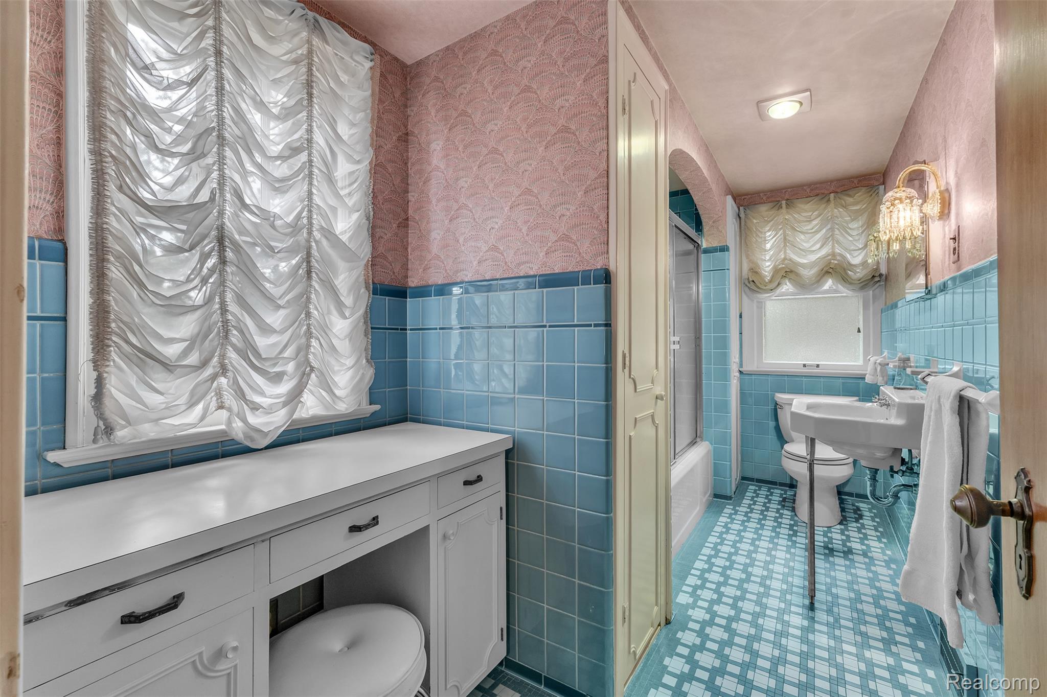 4796 Lakeshore Road Property Photo 30