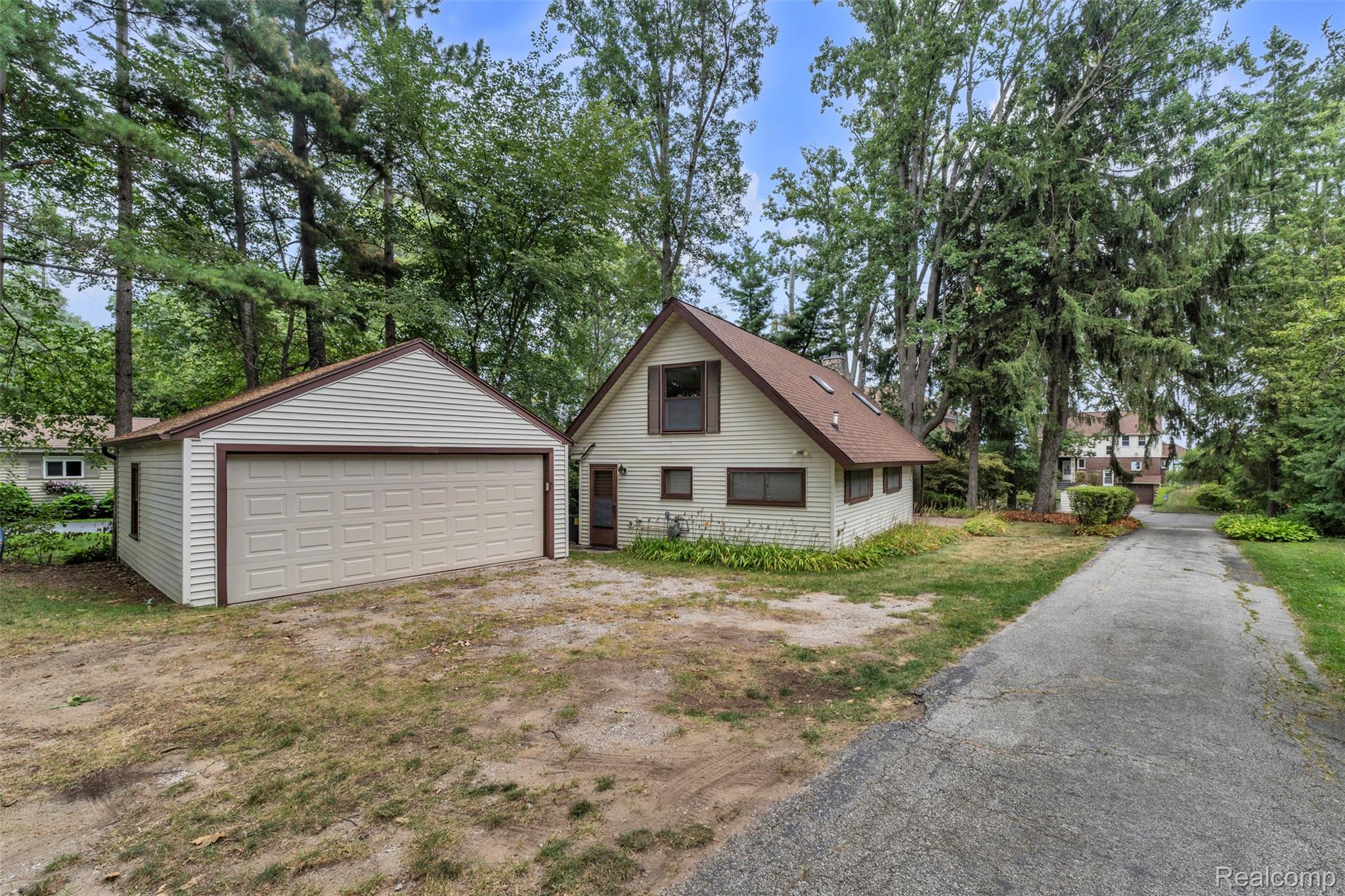 4796 Lakeshore Road Property Photo 58