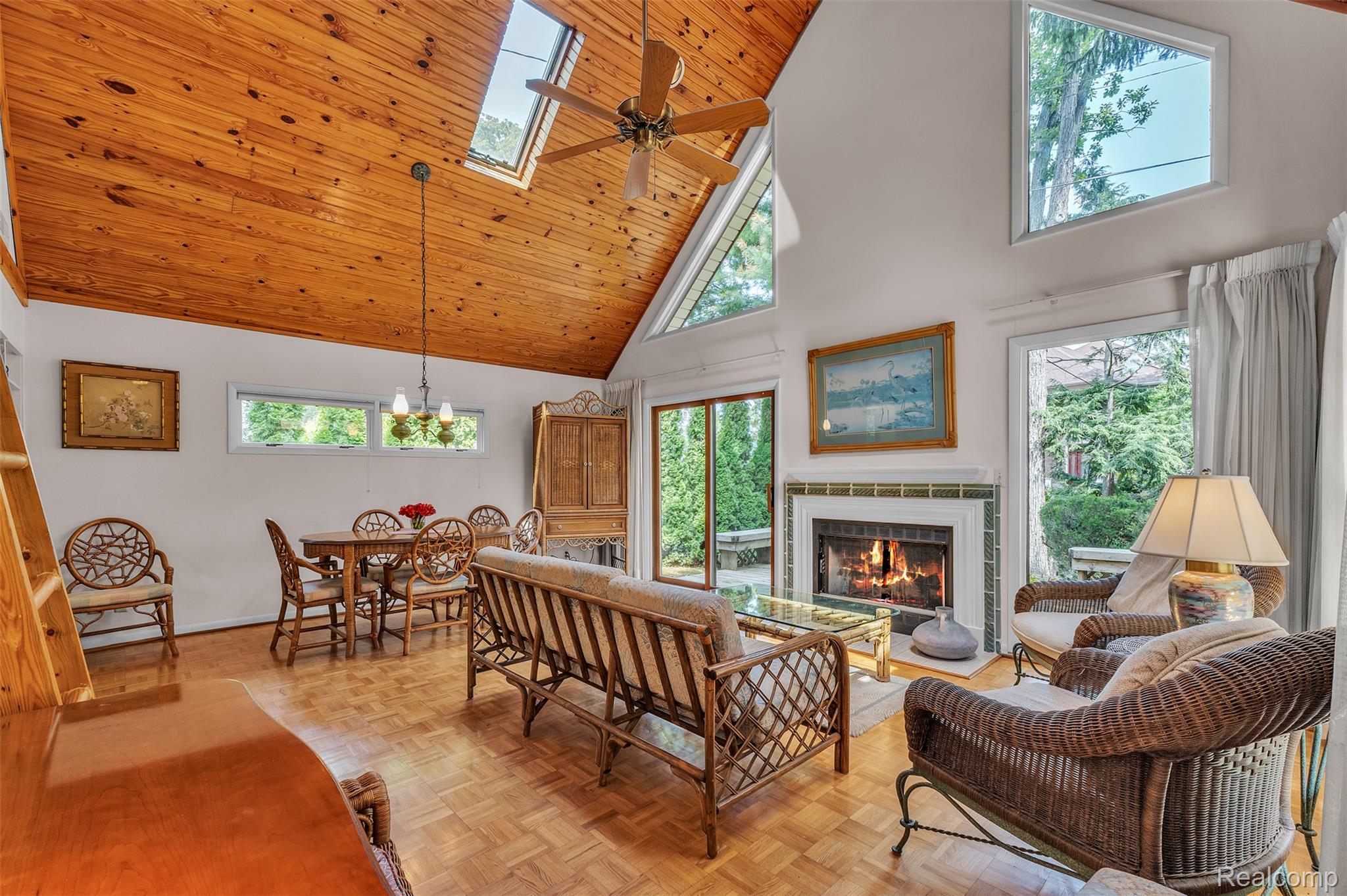 4796 Lakeshore Road Property Photo 59