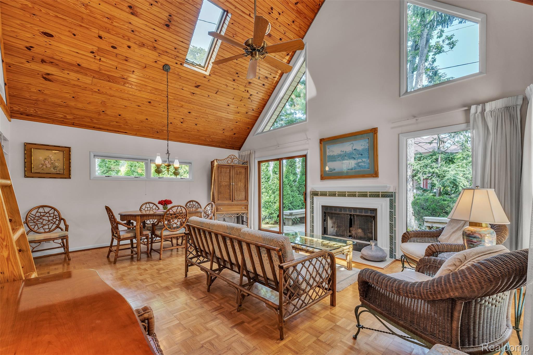 4796 Lakeshore Road Property Photo 65
