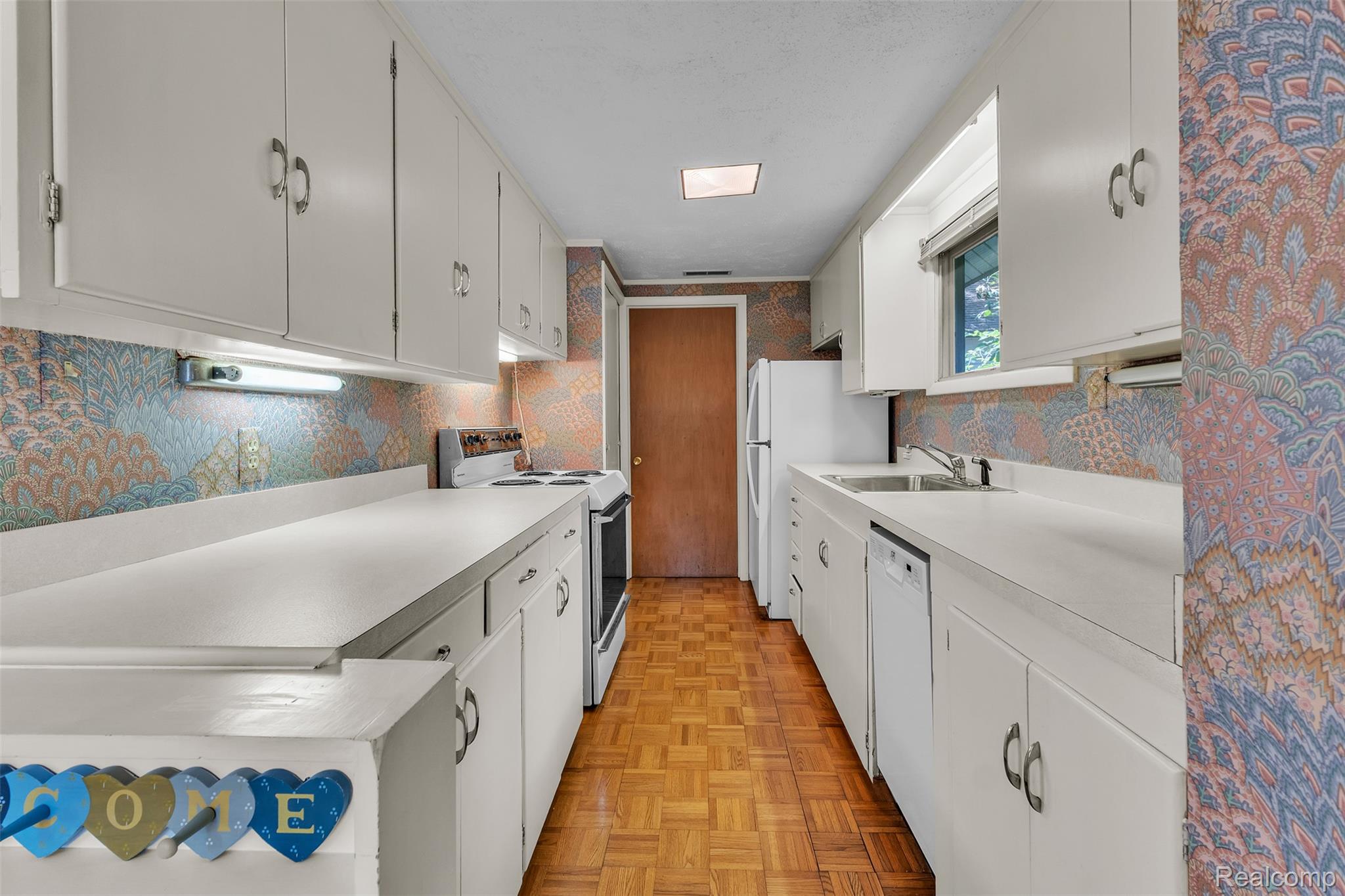 4796 Lakeshore Road Property Photo 69