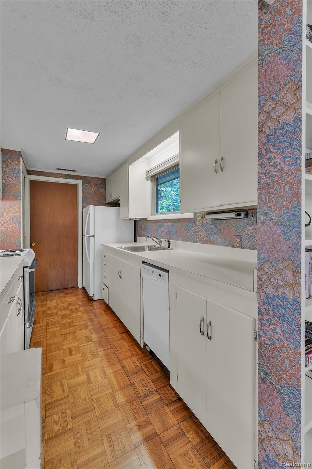 4796 Lakeshore Road Property Photo 71