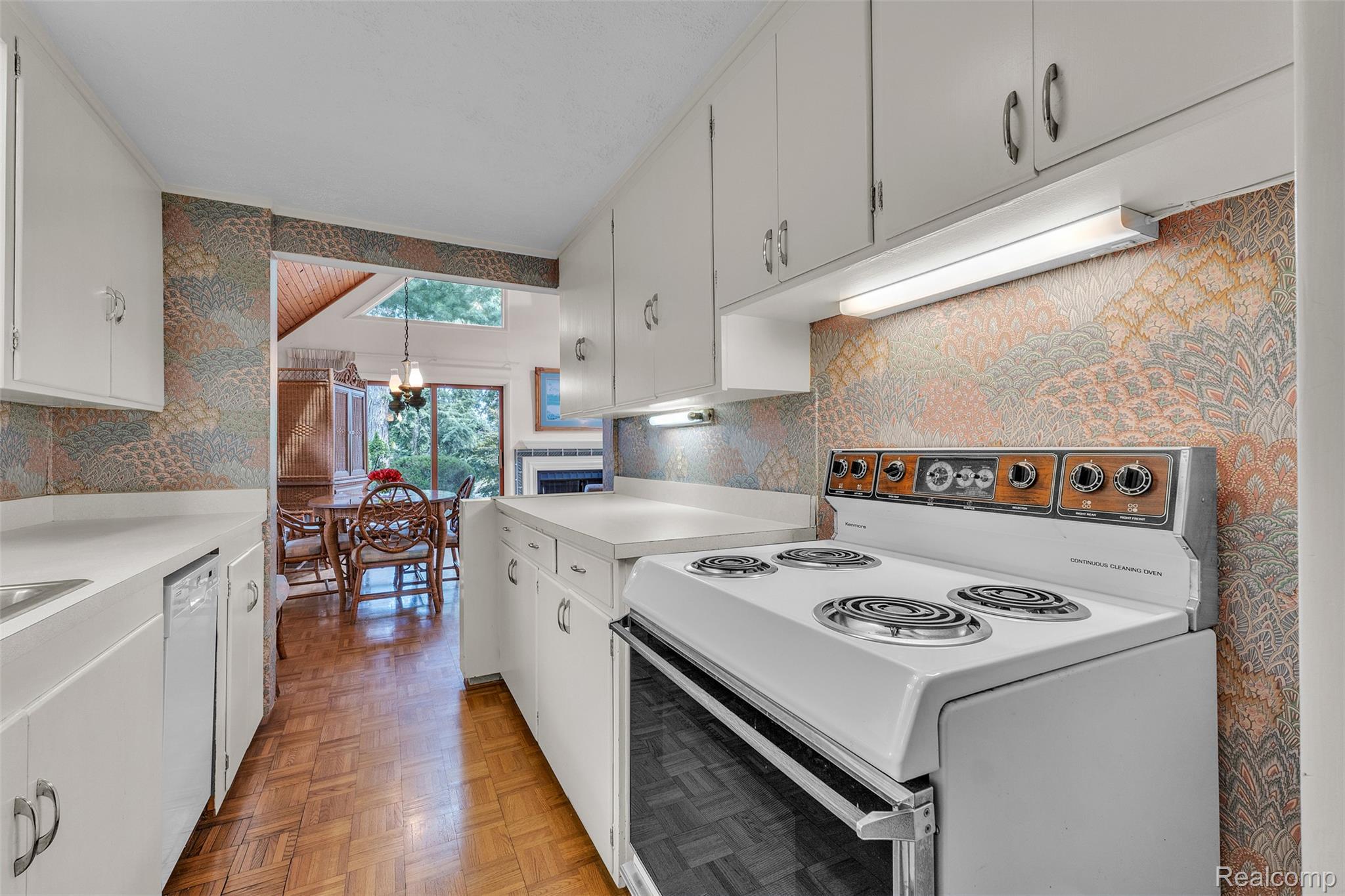 4796 Lakeshore Road Property Photo 84