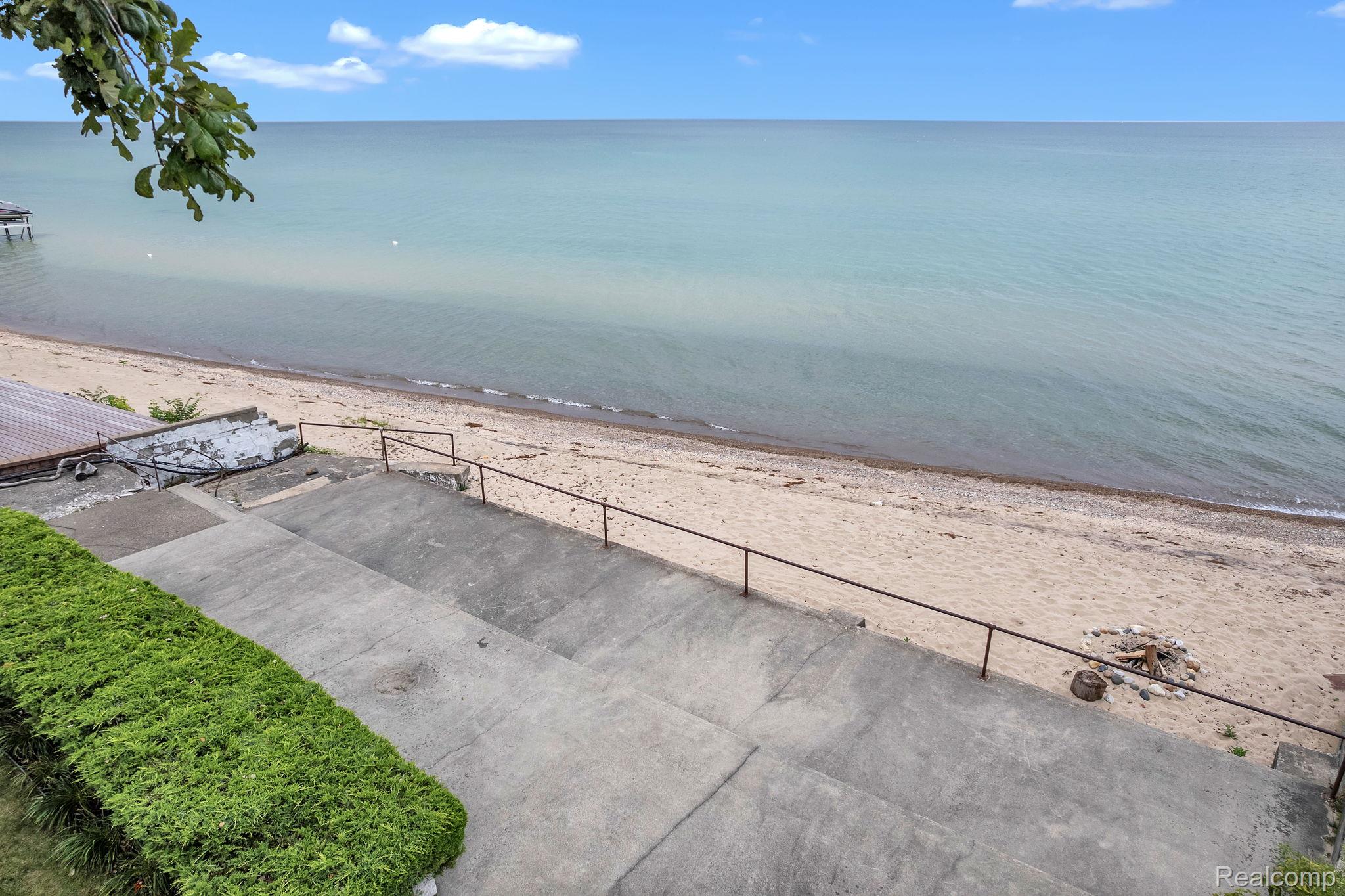 4796 Lakeshore Road Property Photo 95