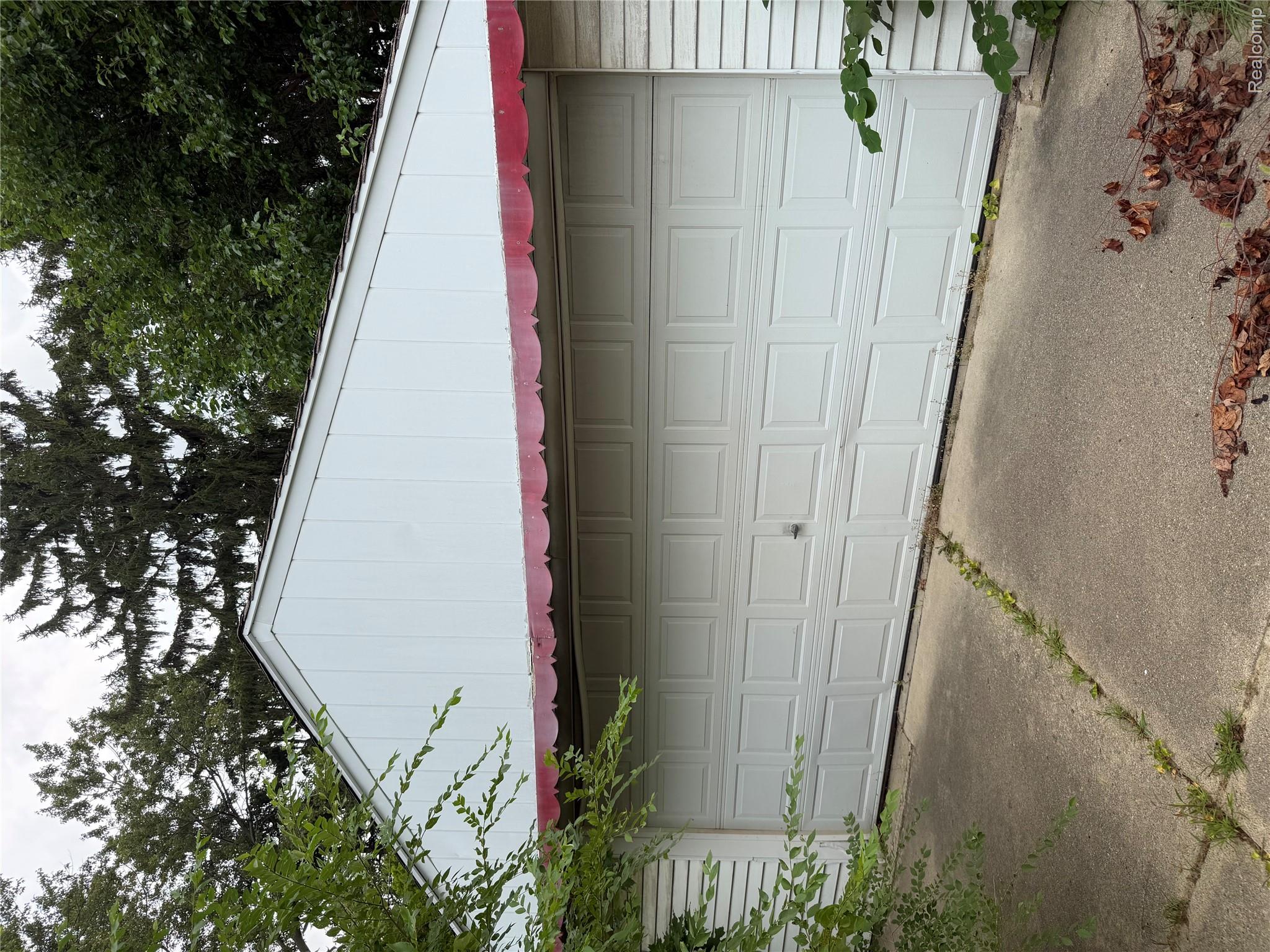 3605 Syracuse Street Property Photo 3