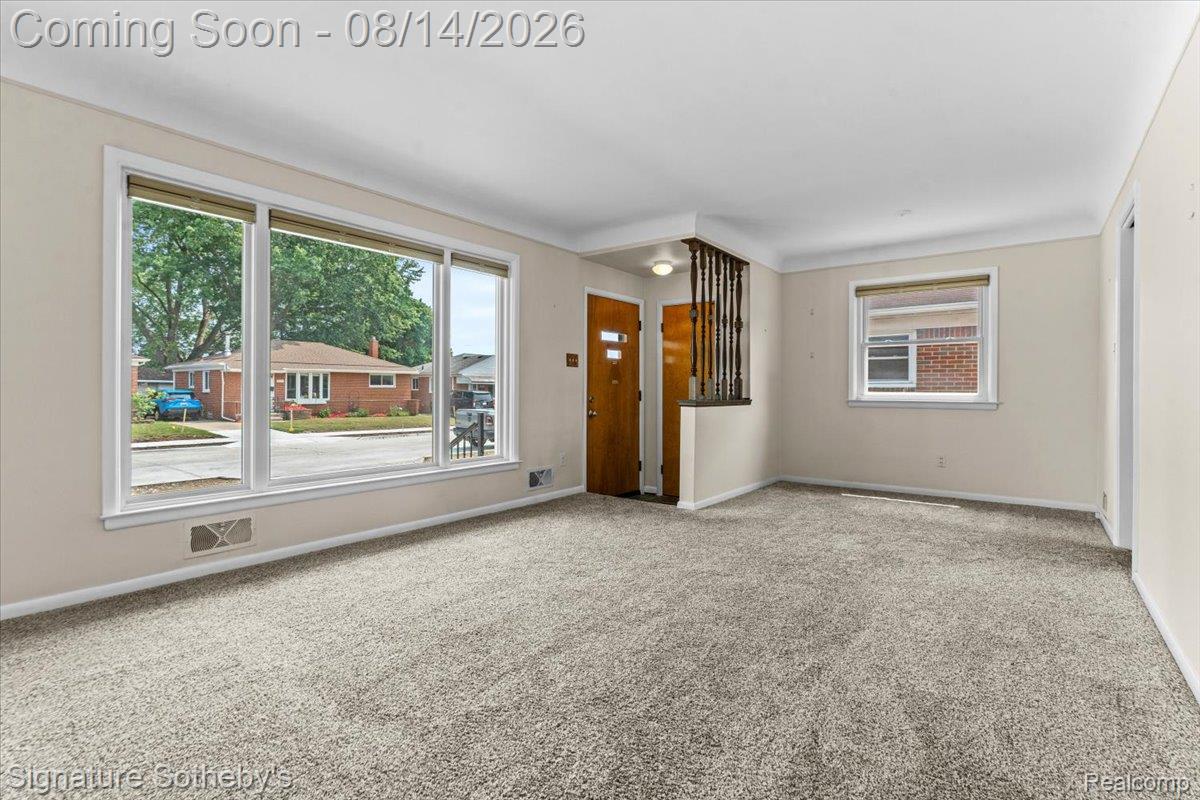 28399 Palmer Boulevard Property Photo 5