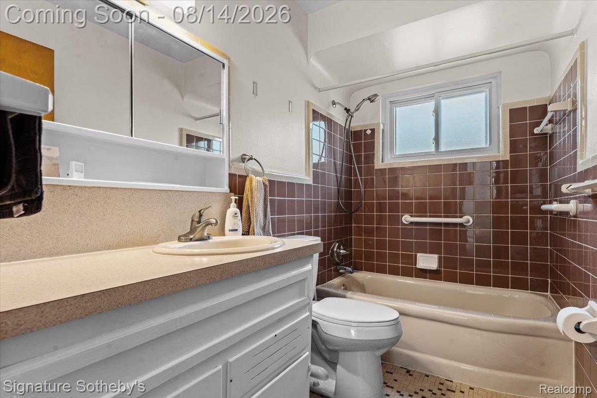 28399 Palmer Boulevard Property Photo 24