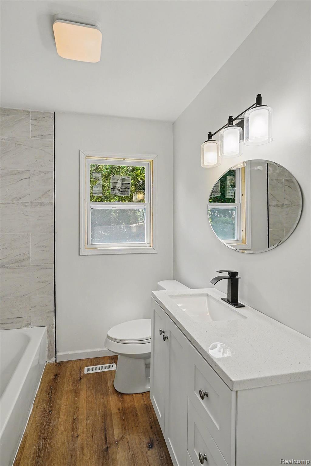 3217 W Cass Avenue Property Photo 11