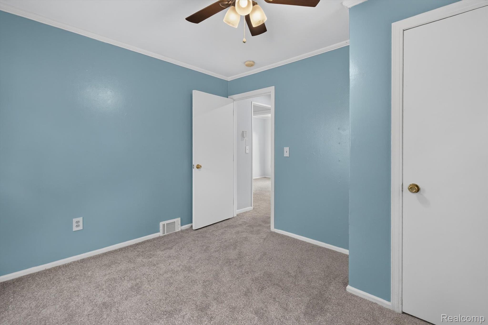 35259 Currier Street Property Photo 21