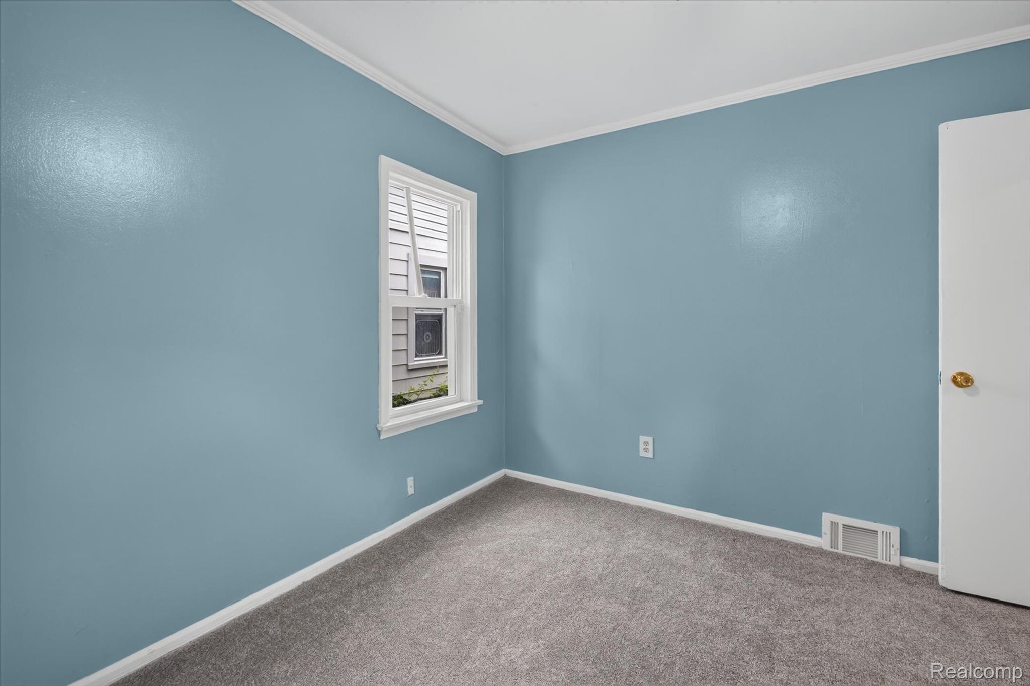 35259 Currier Street Property Photo 22