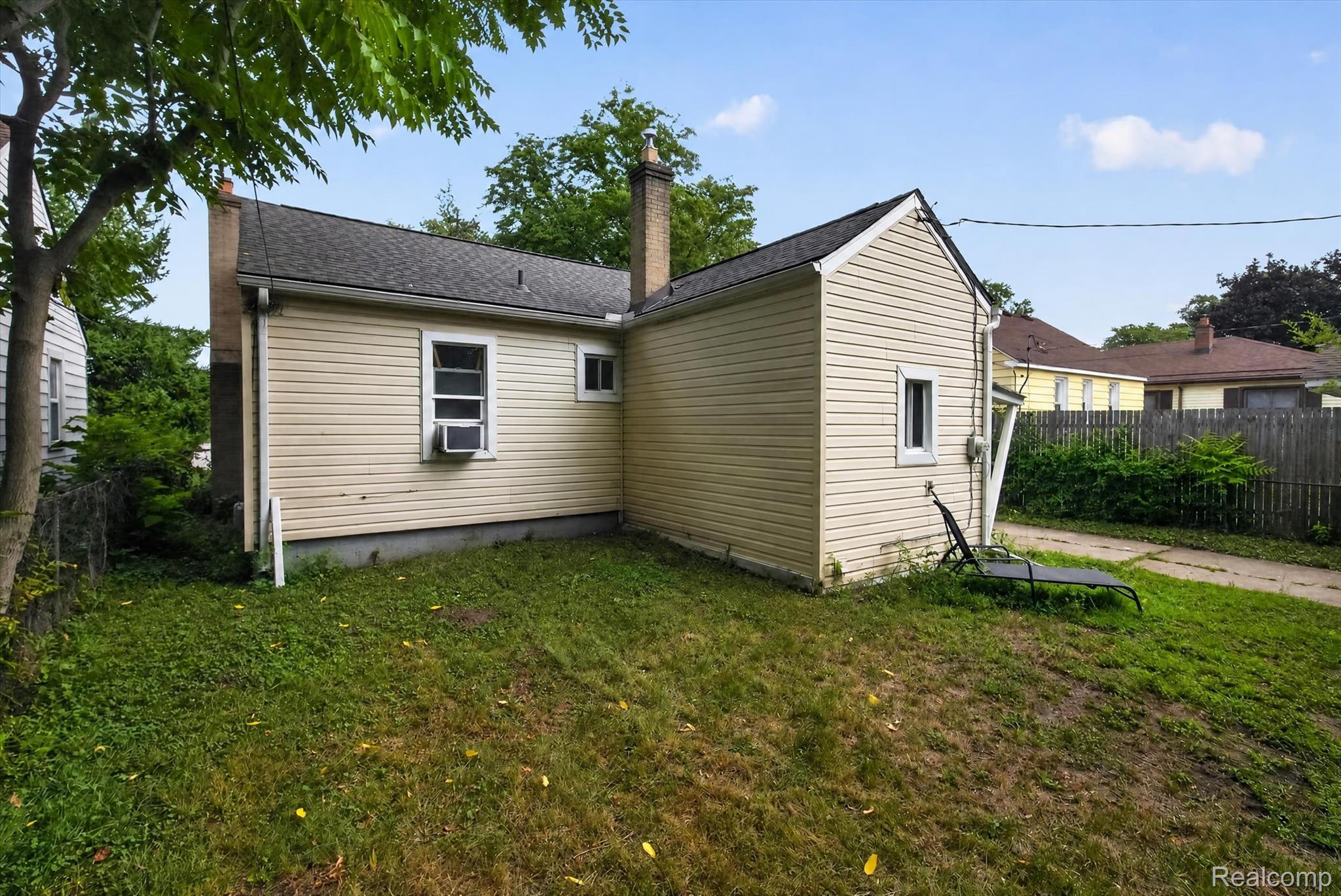 35259 Currier Street Property Photo 29