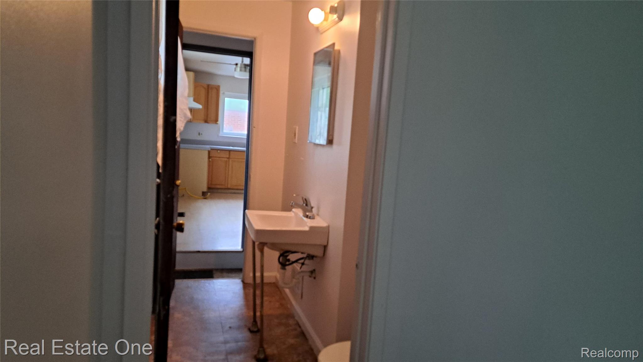 30525 Cherry Avenue Property Photo 7