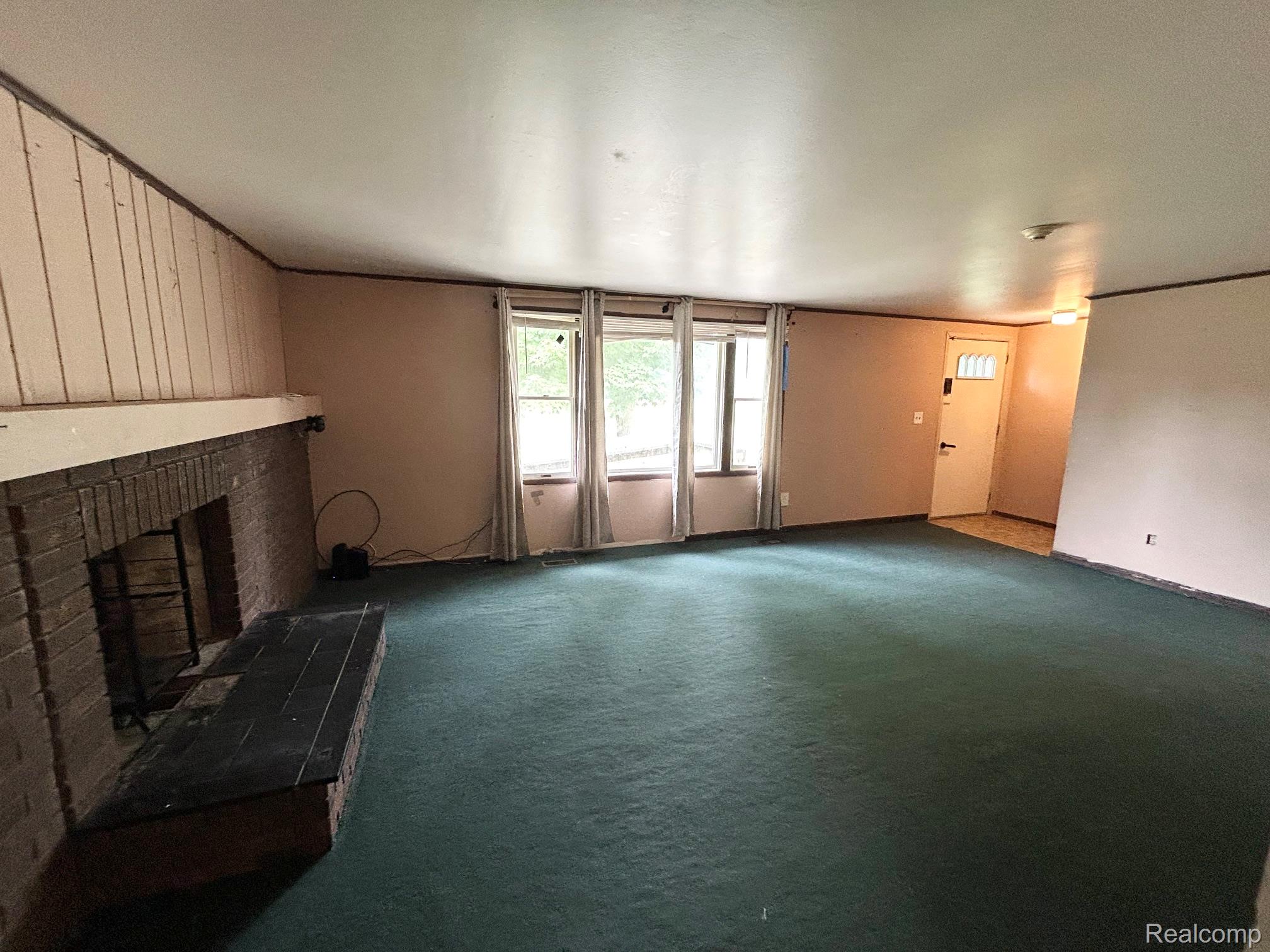 140 Larson Road Property Photo 9