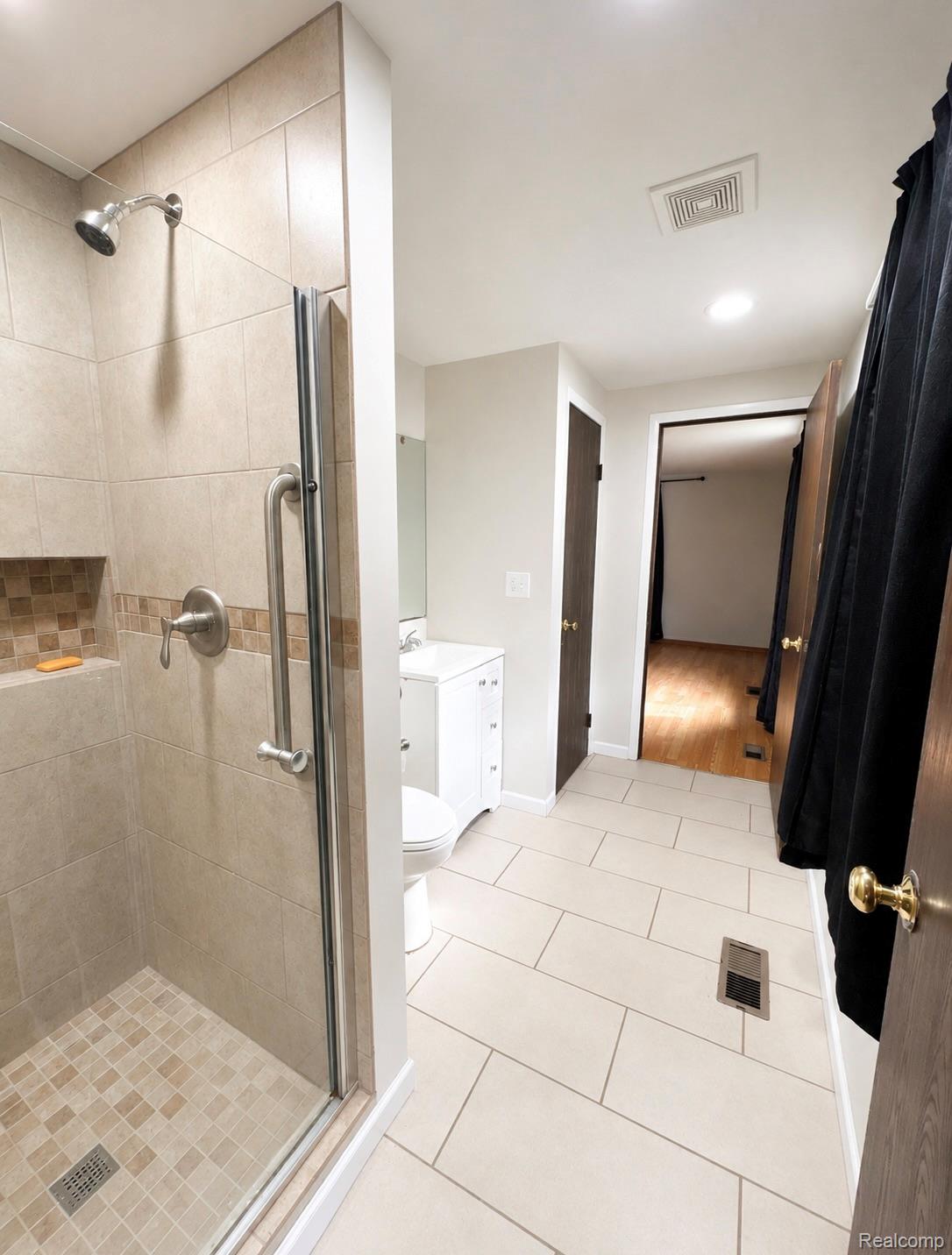 140 Larson Road Property Photo 21