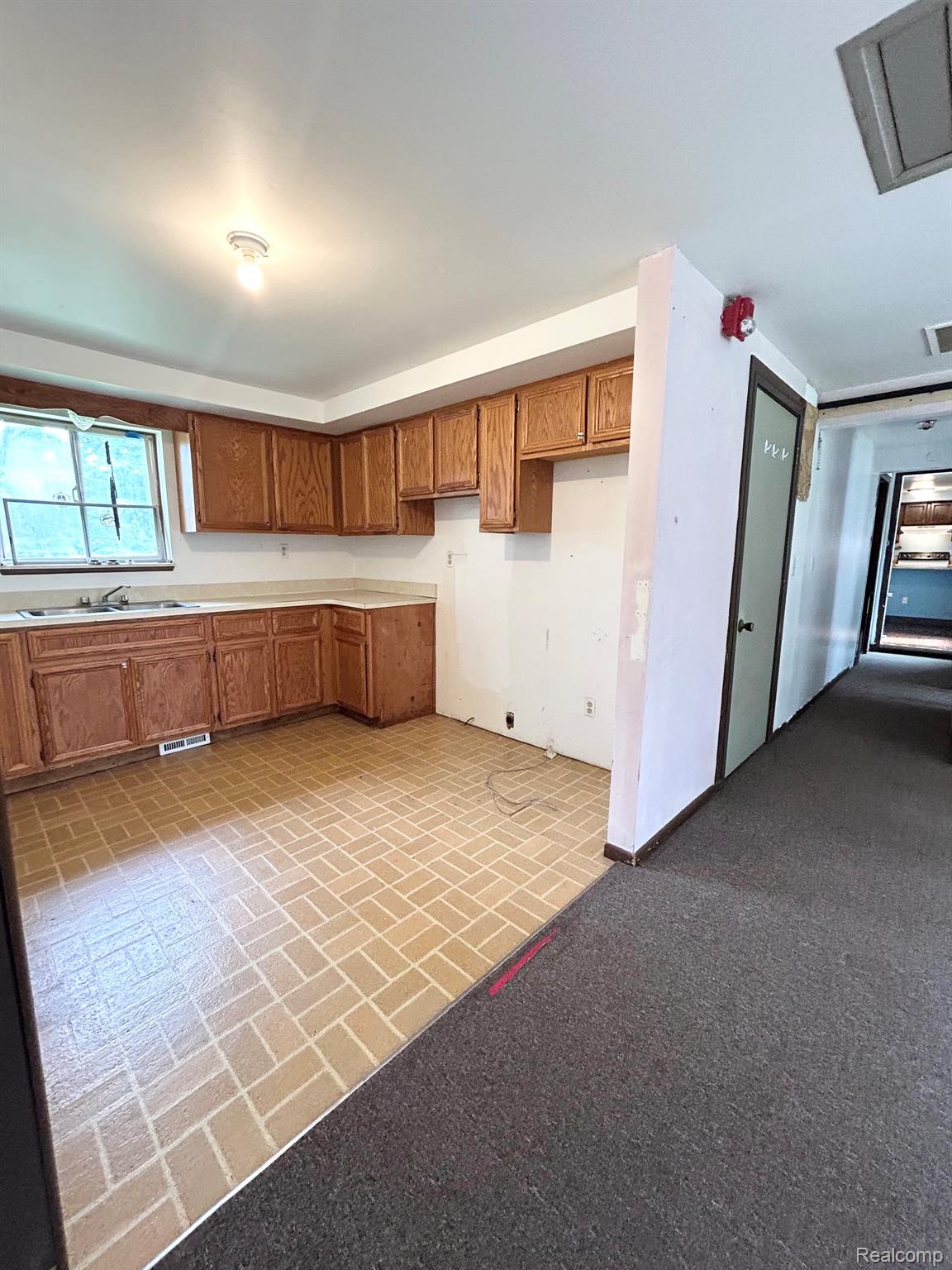 140 Larson Road Property Photo 27