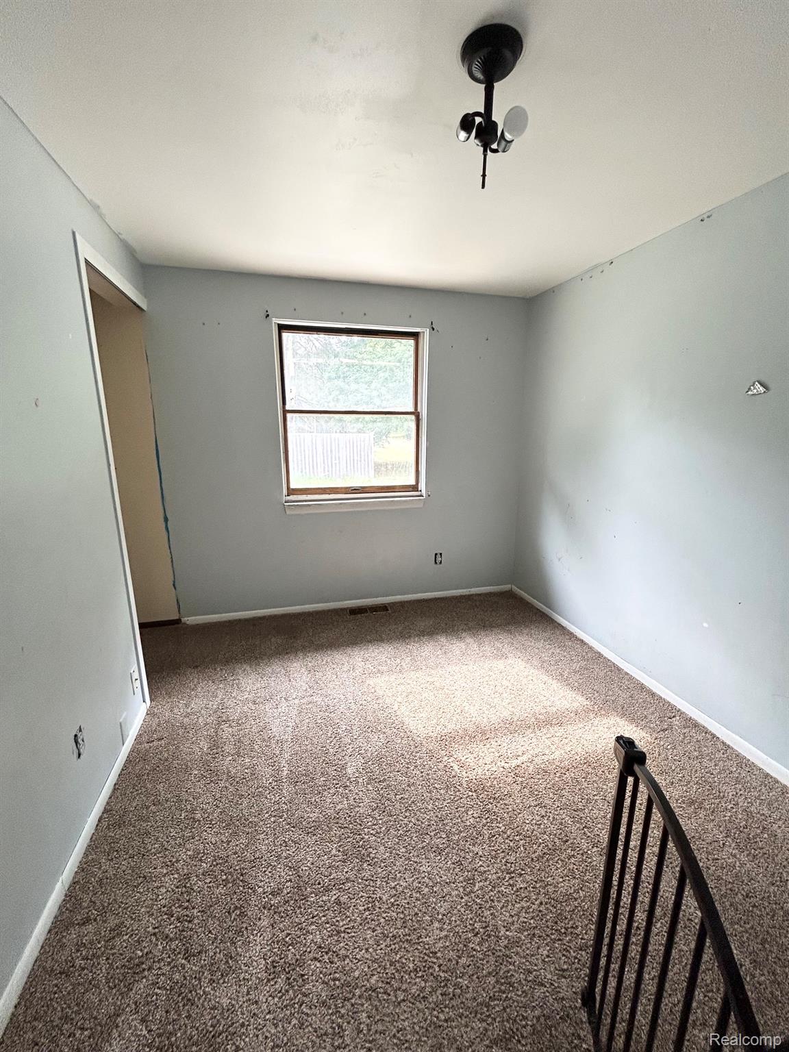 140 Larson Road Property Photo 34