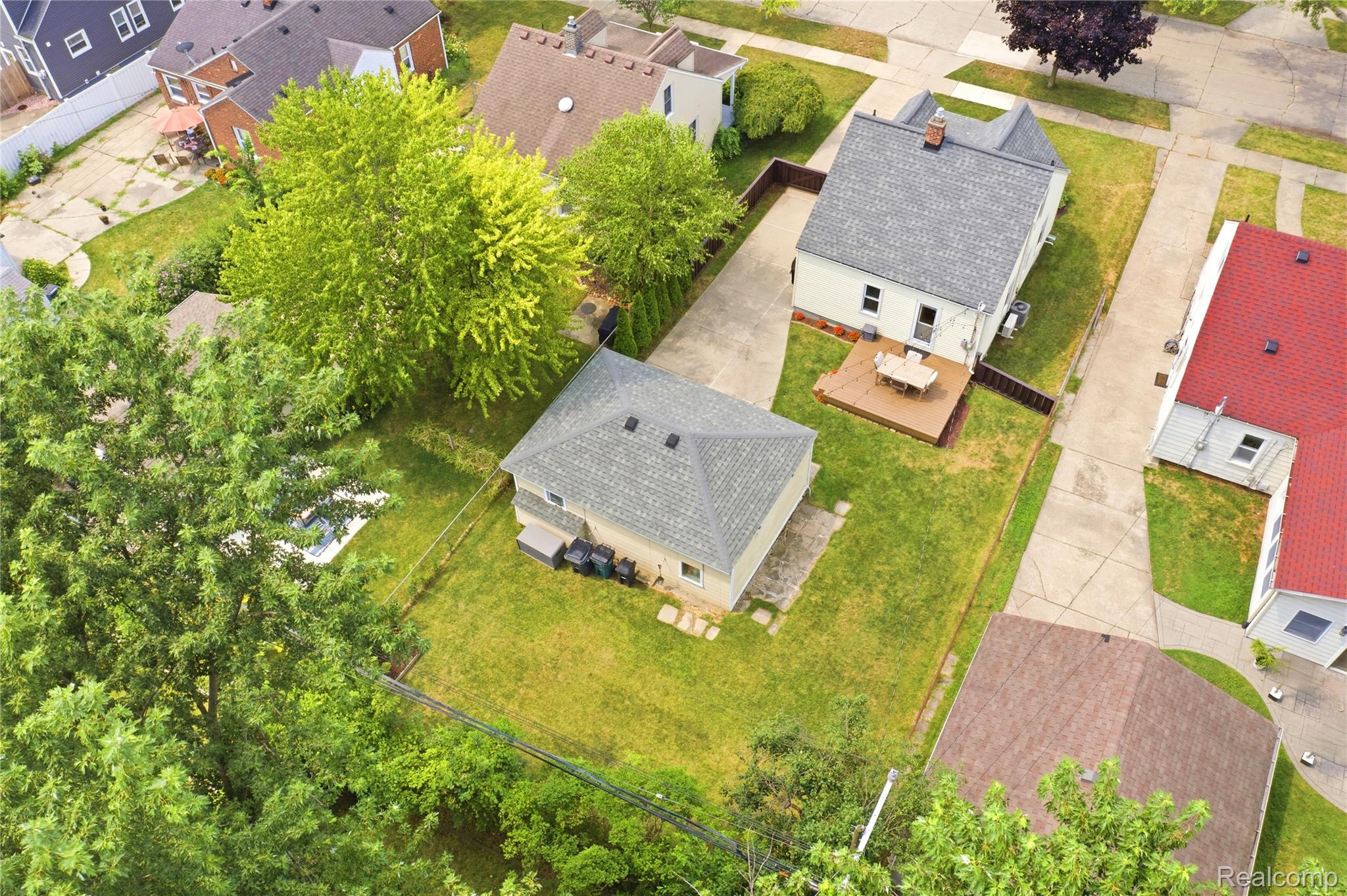 2060 Royal Avenue Property Photo 62