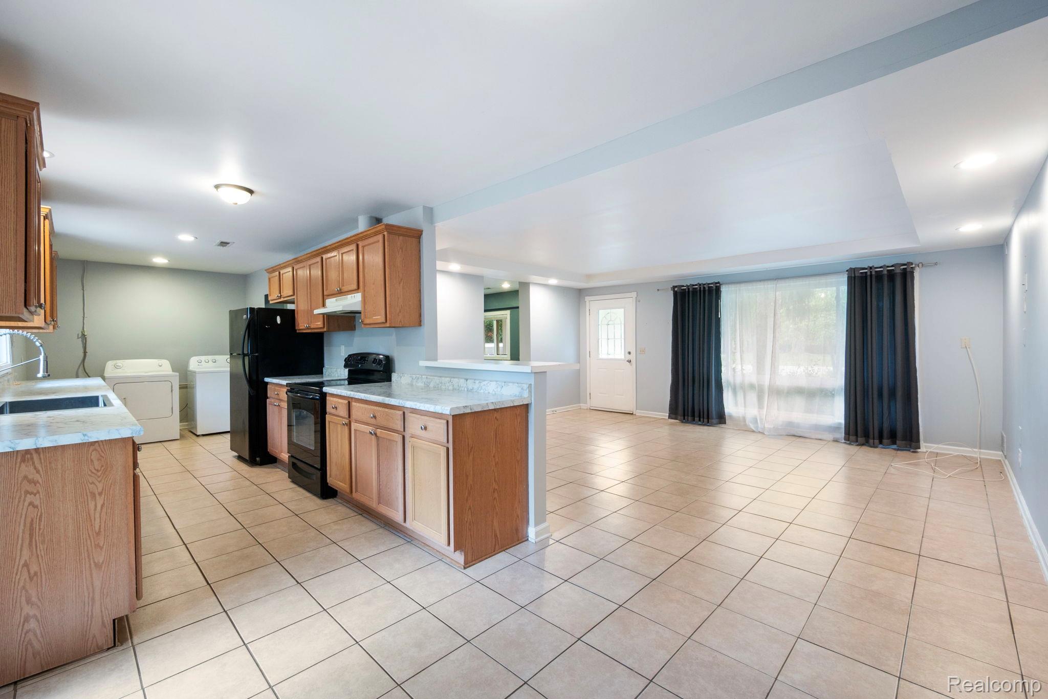 2495 Walce Drive Property Photo 12