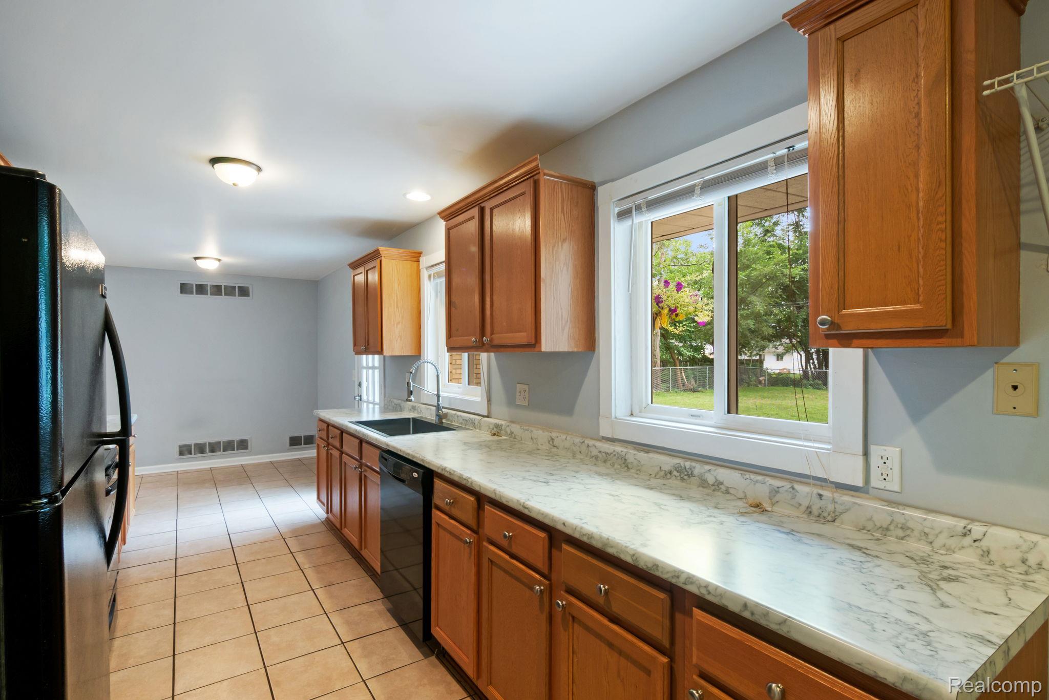 2495 Walce Drive Property Photo 18