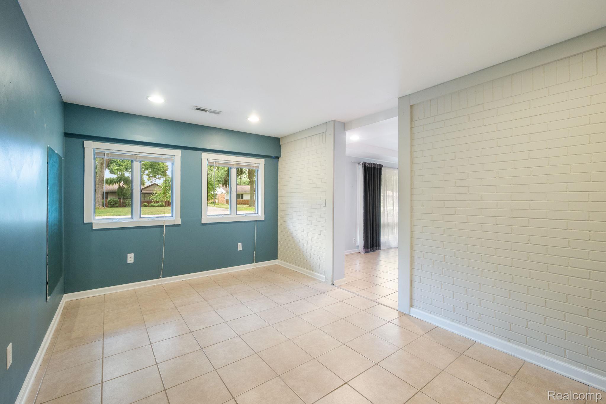 2495 Walce Drive Property Photo 26