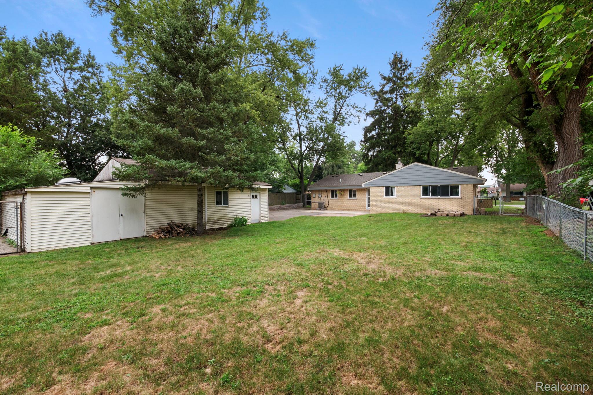 2495 Walce Drive Property Photo 47