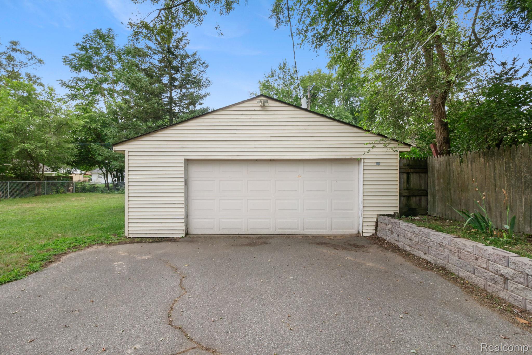 2495 Walce Drive Property Photo 49