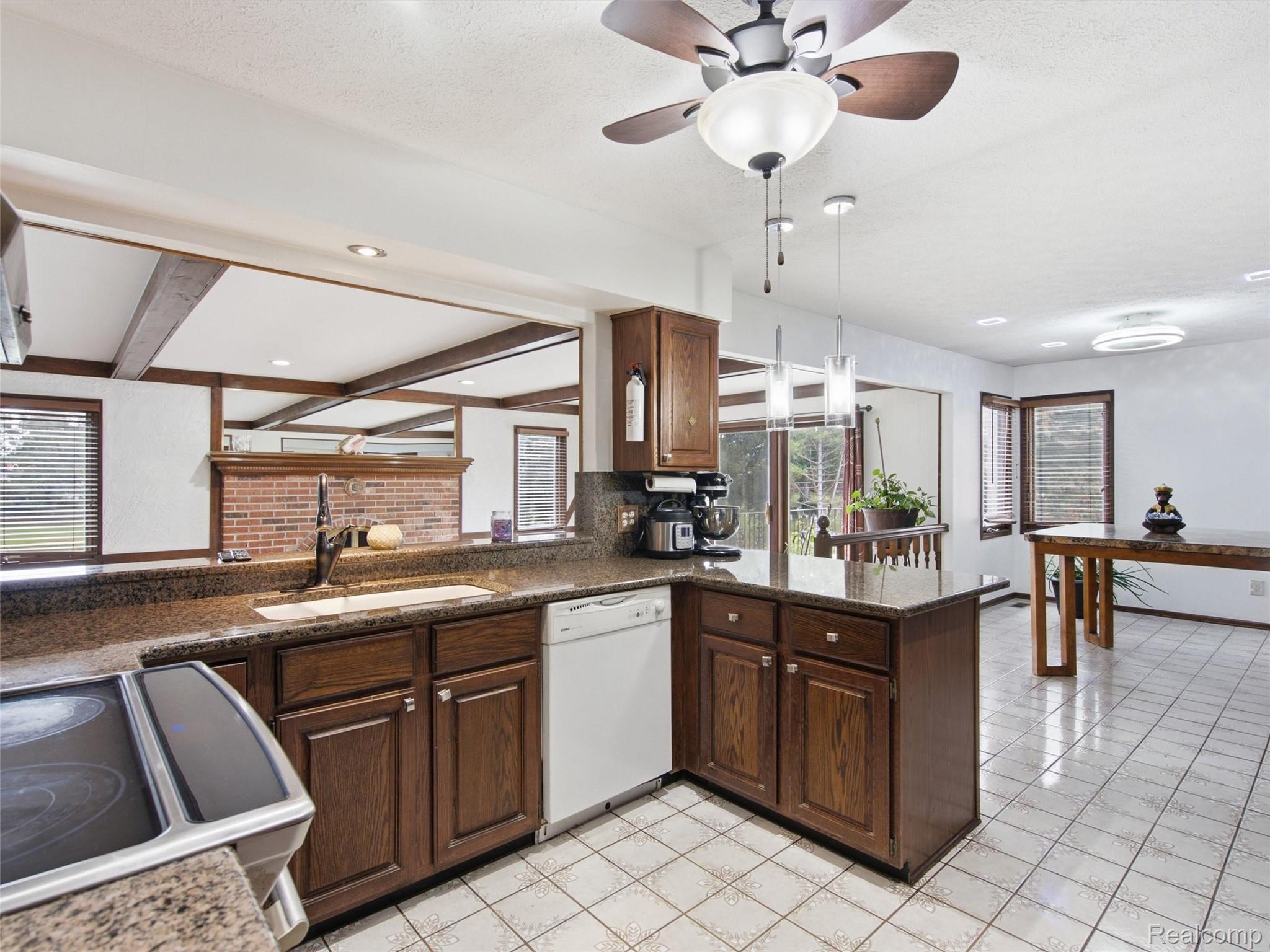 22520 Vacri Lane Property Photo 12