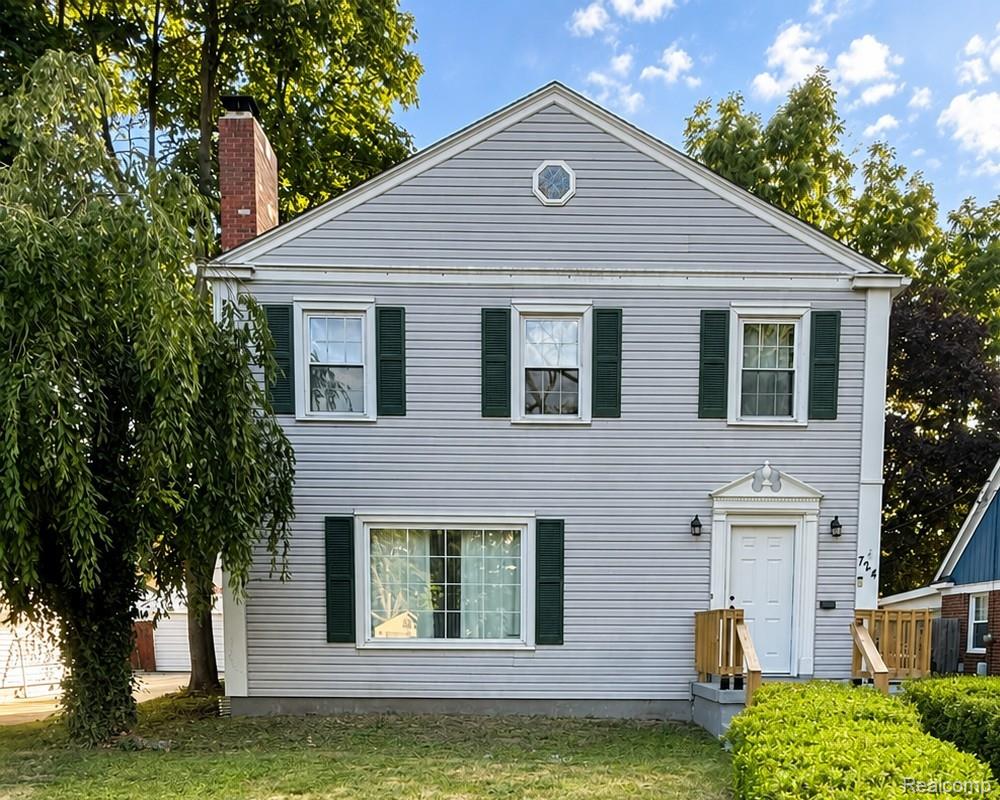 724 Kensington Avenue Property Photo 1