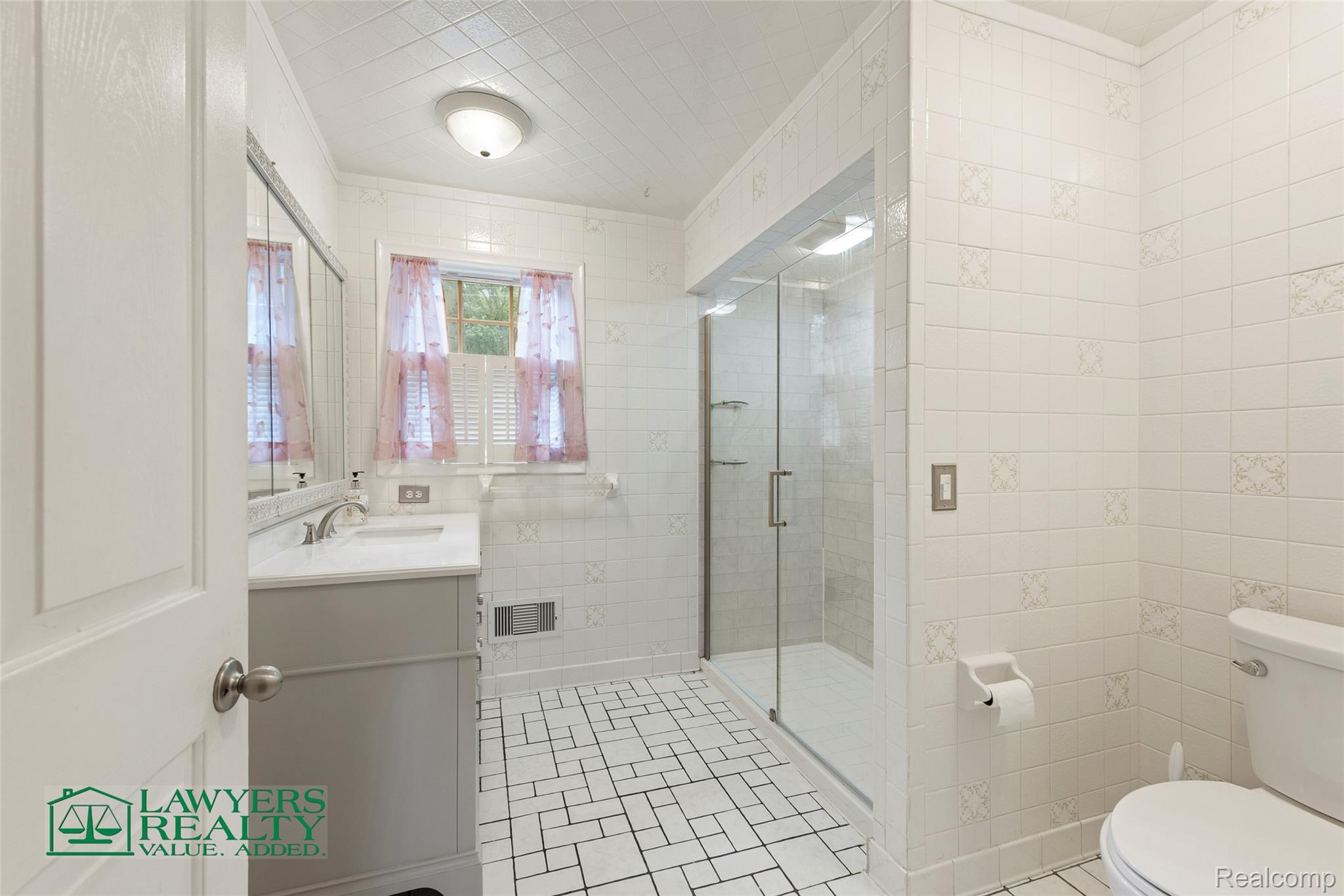 9180 Stone Road Property Photo 8