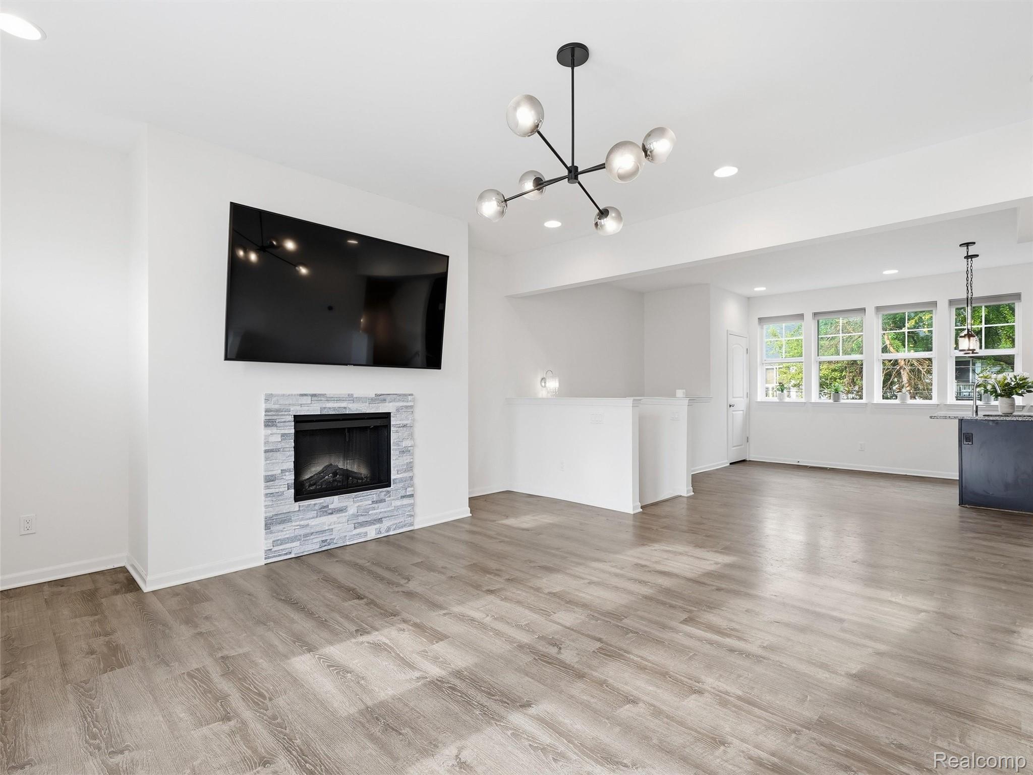 5927 Picall Drive Property Photo 8