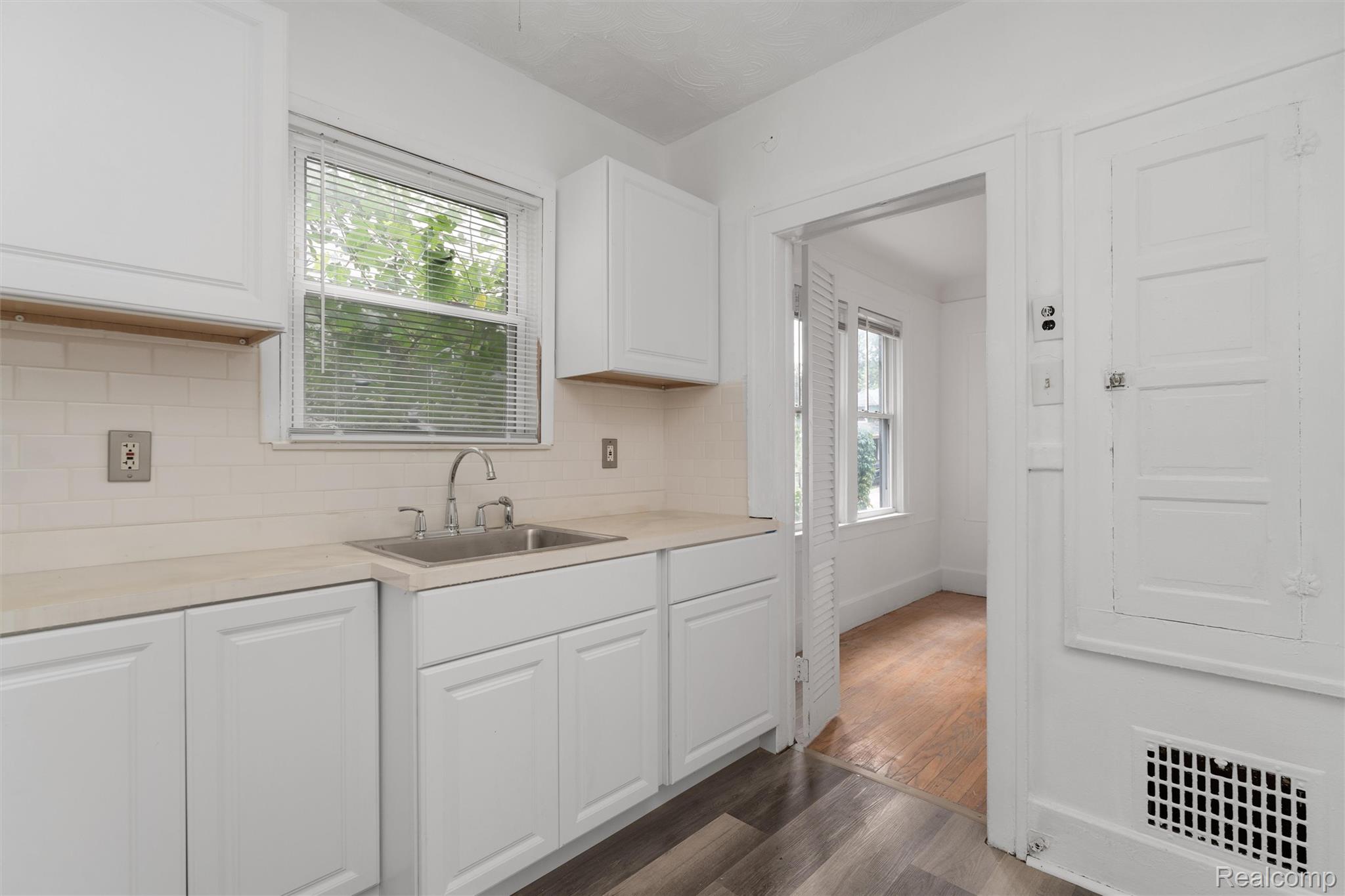 14344 Mark Twain Street Property Photo 5
