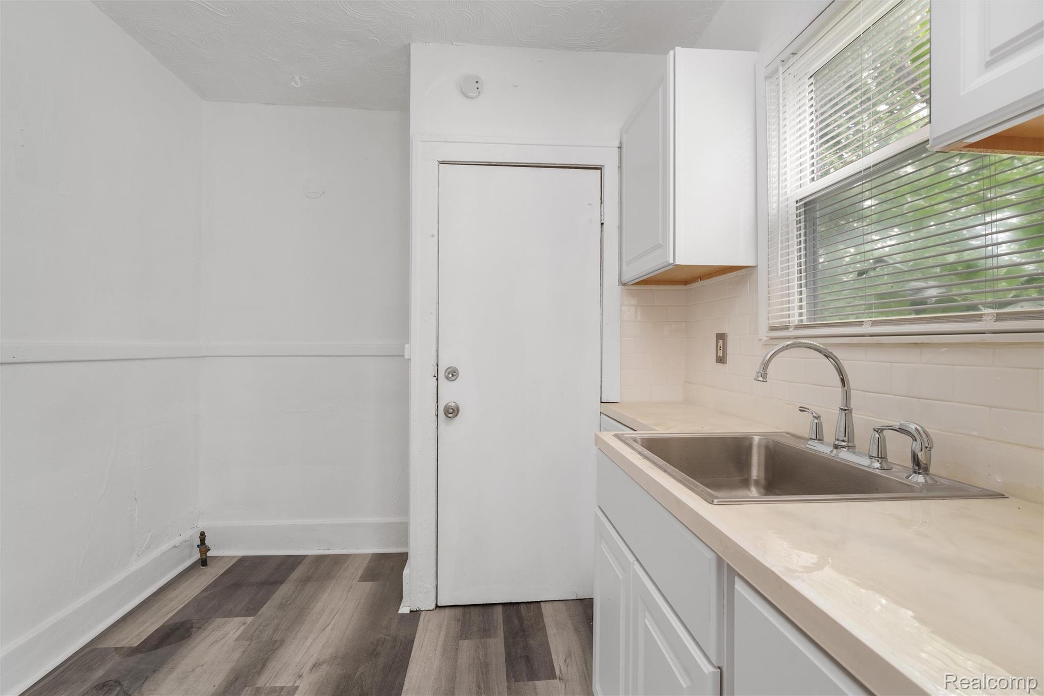 14344 Mark Twain Street Property Photo 6